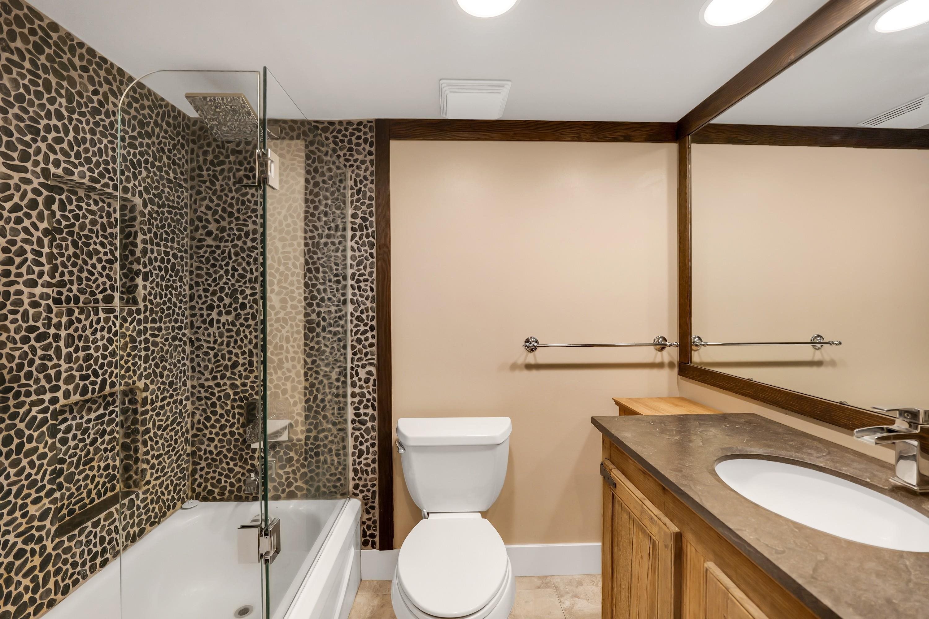207-2050 Lake Placid Road, Whistler, BC