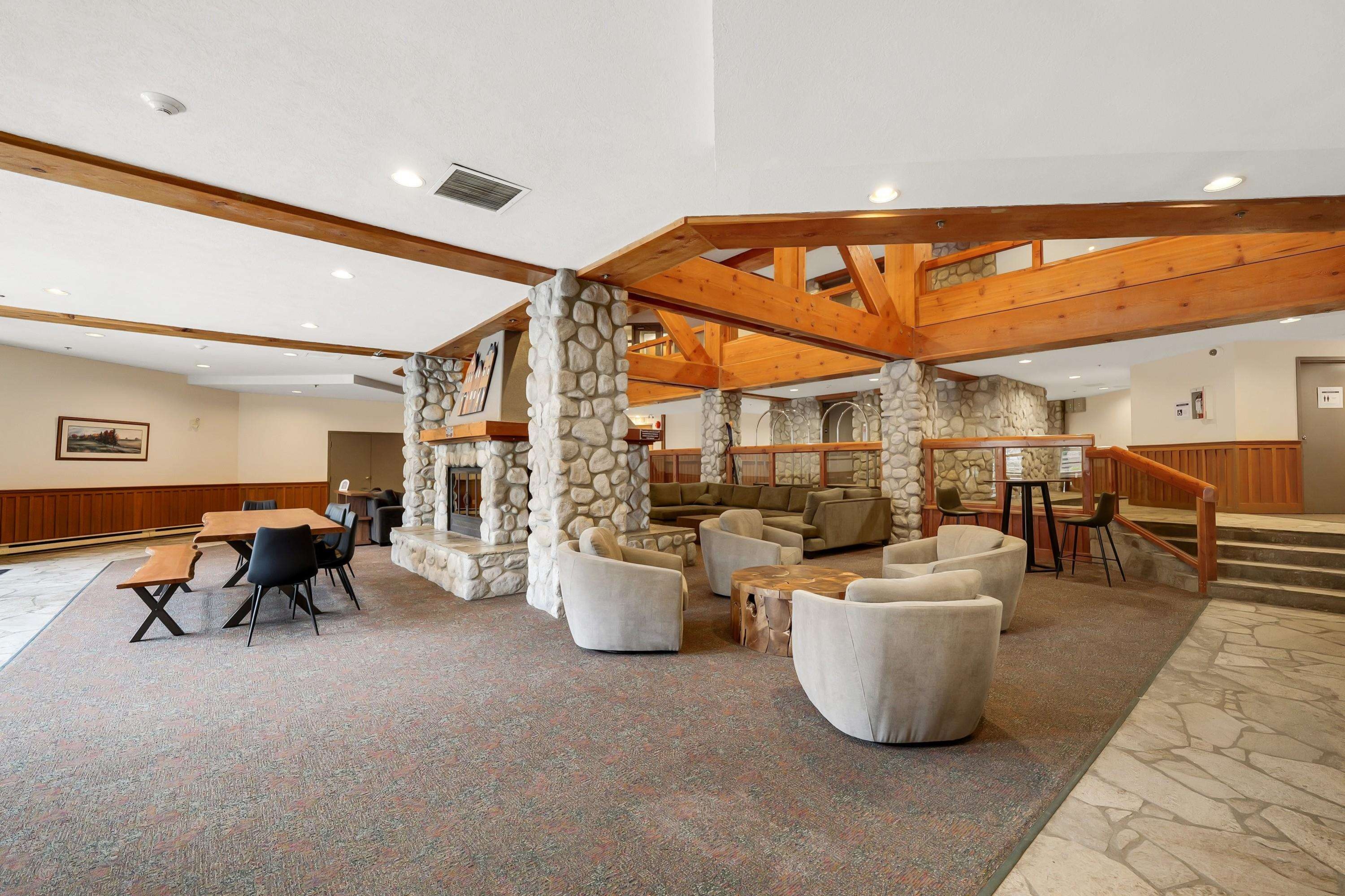 207-2050 Lake Placid Road, Whistler, BC