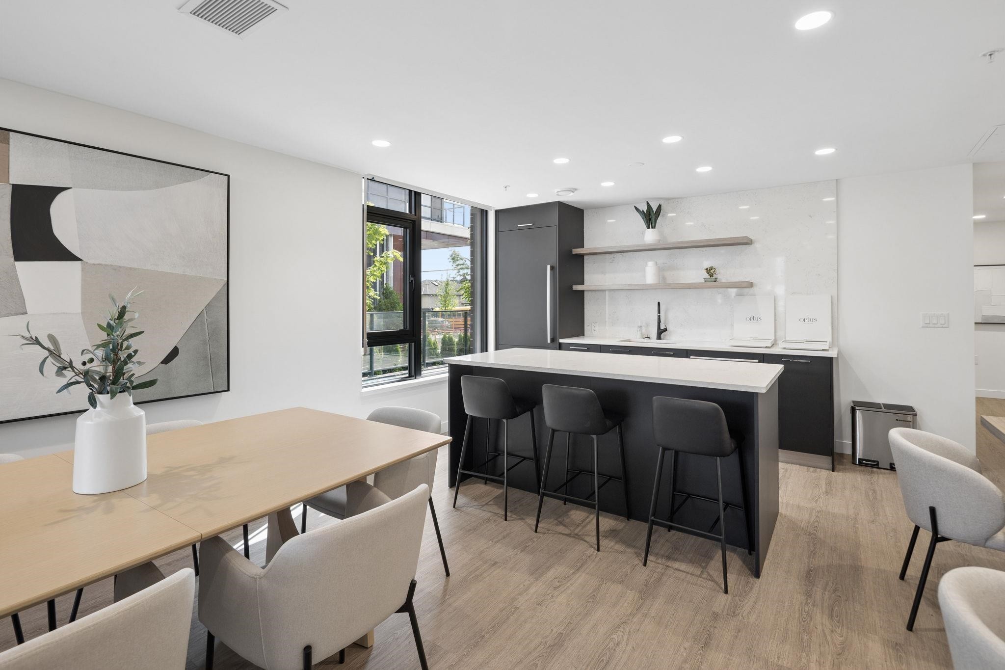 202-8398 Oak Street, Vancouver, BC