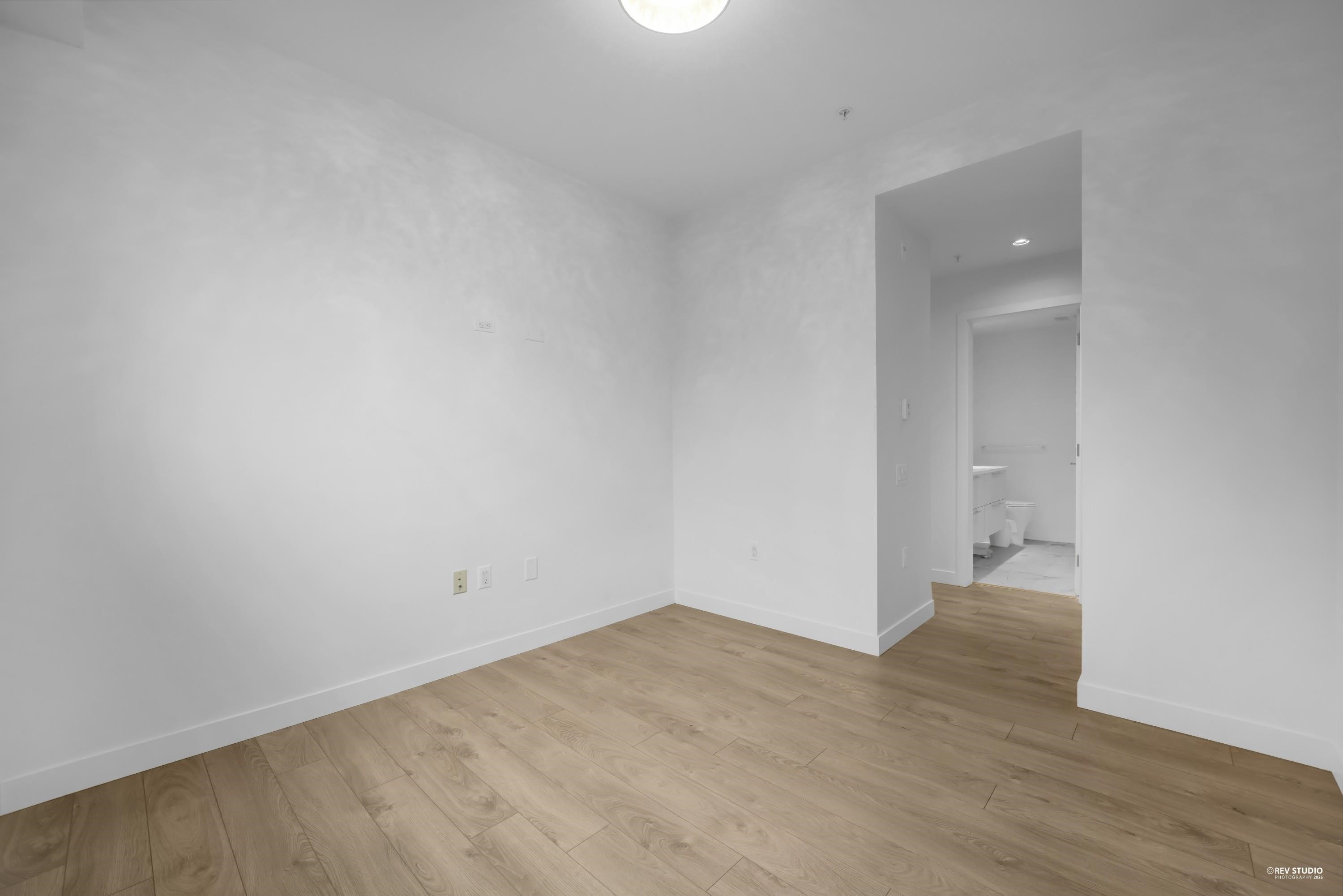 109-6677 Cambie Street, Vancouver, BC