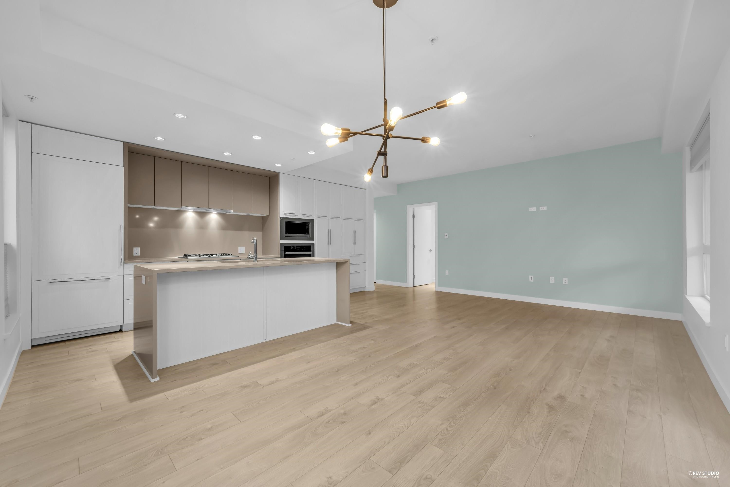 109-6677 Cambie Street, Vancouver, BC