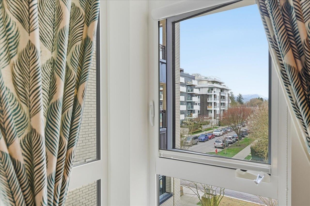 306-168 35Th Avenue E, Vancouver, BC