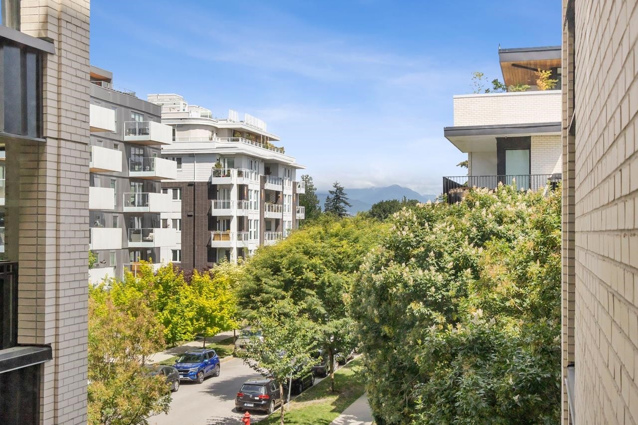 306-168 35Th Avenue E, Vancouver, BC