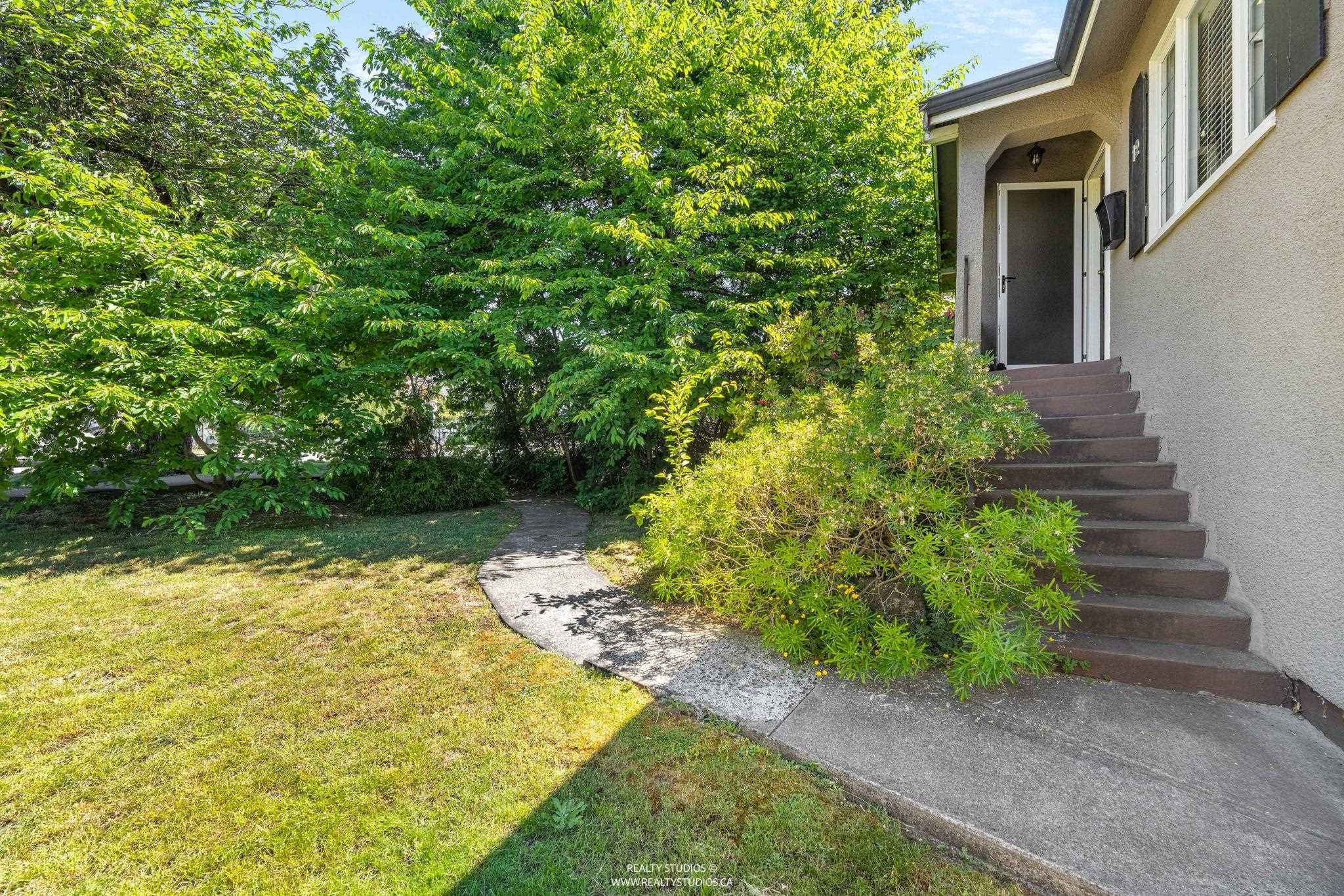 12 King Edward Avenue W, Vancouver, BC