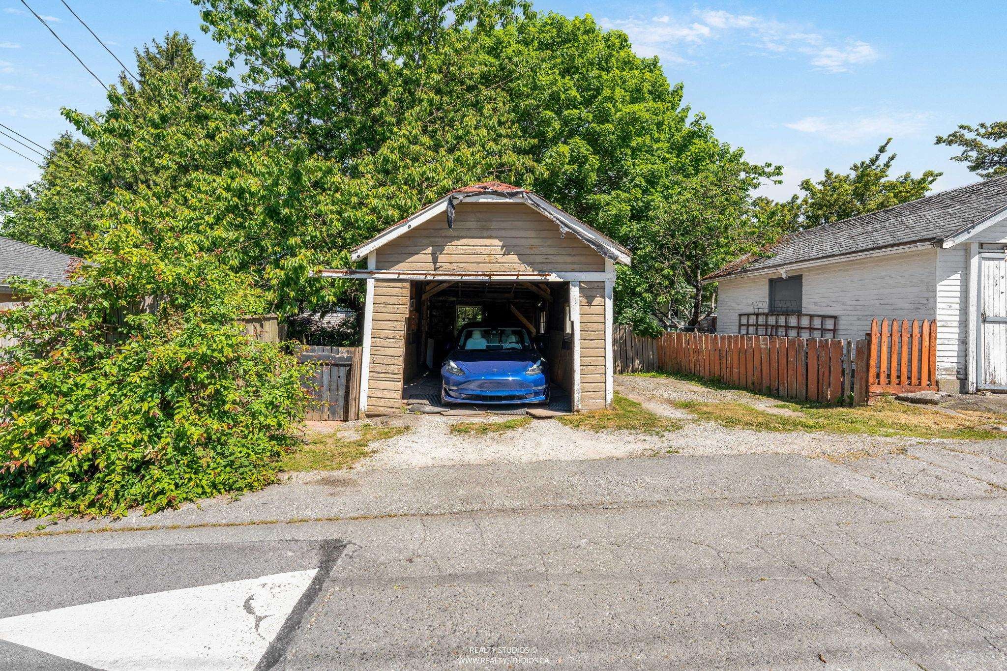 12 King Edward Avenue W, Vancouver, BC