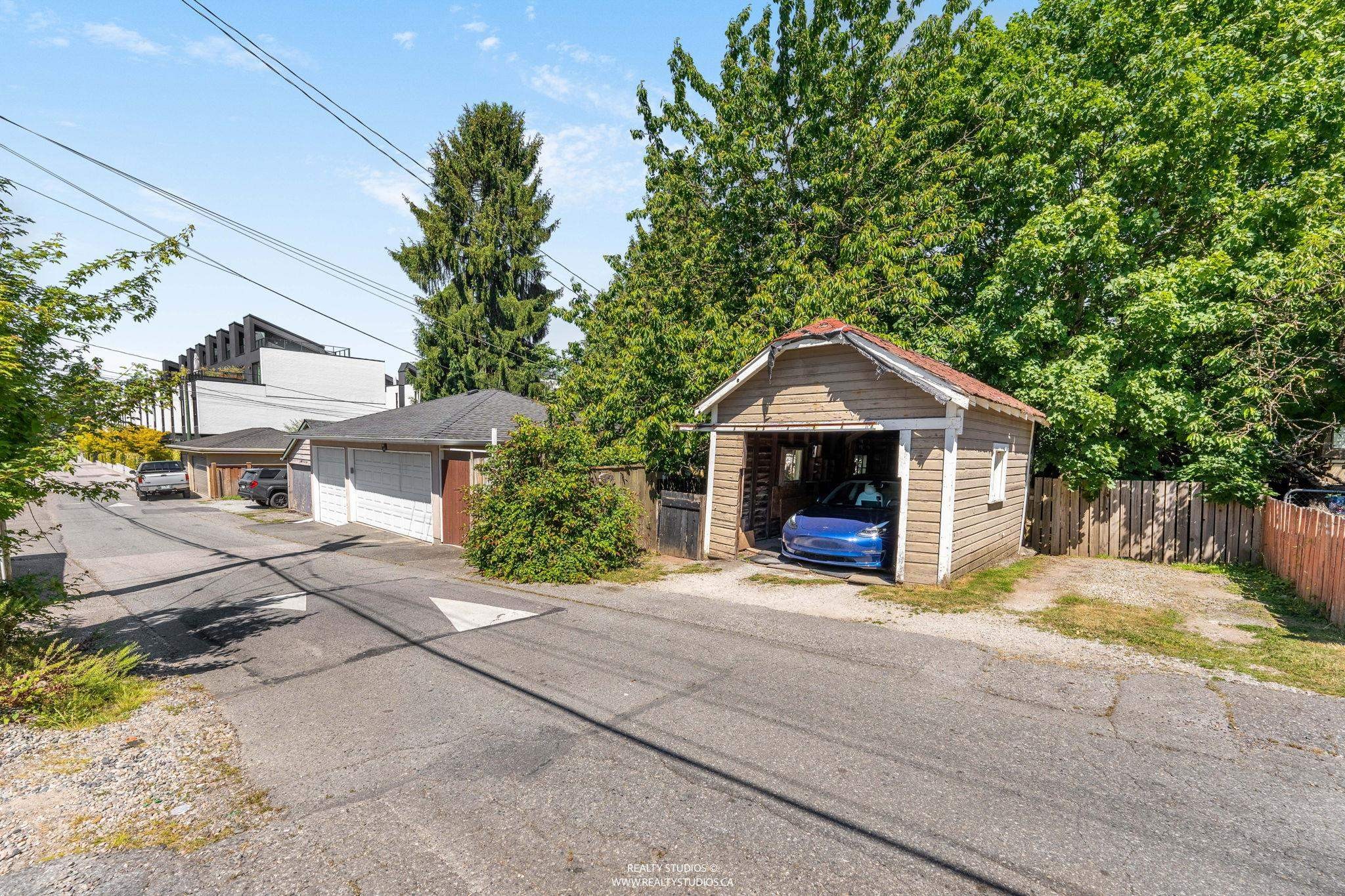 12 King Edward Avenue W, Vancouver, BC