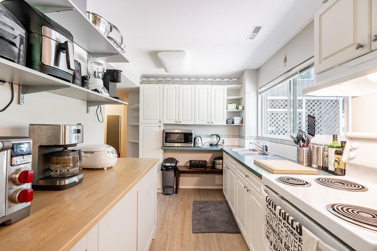 2602 Hawser Avenue, Coquitlam, BC