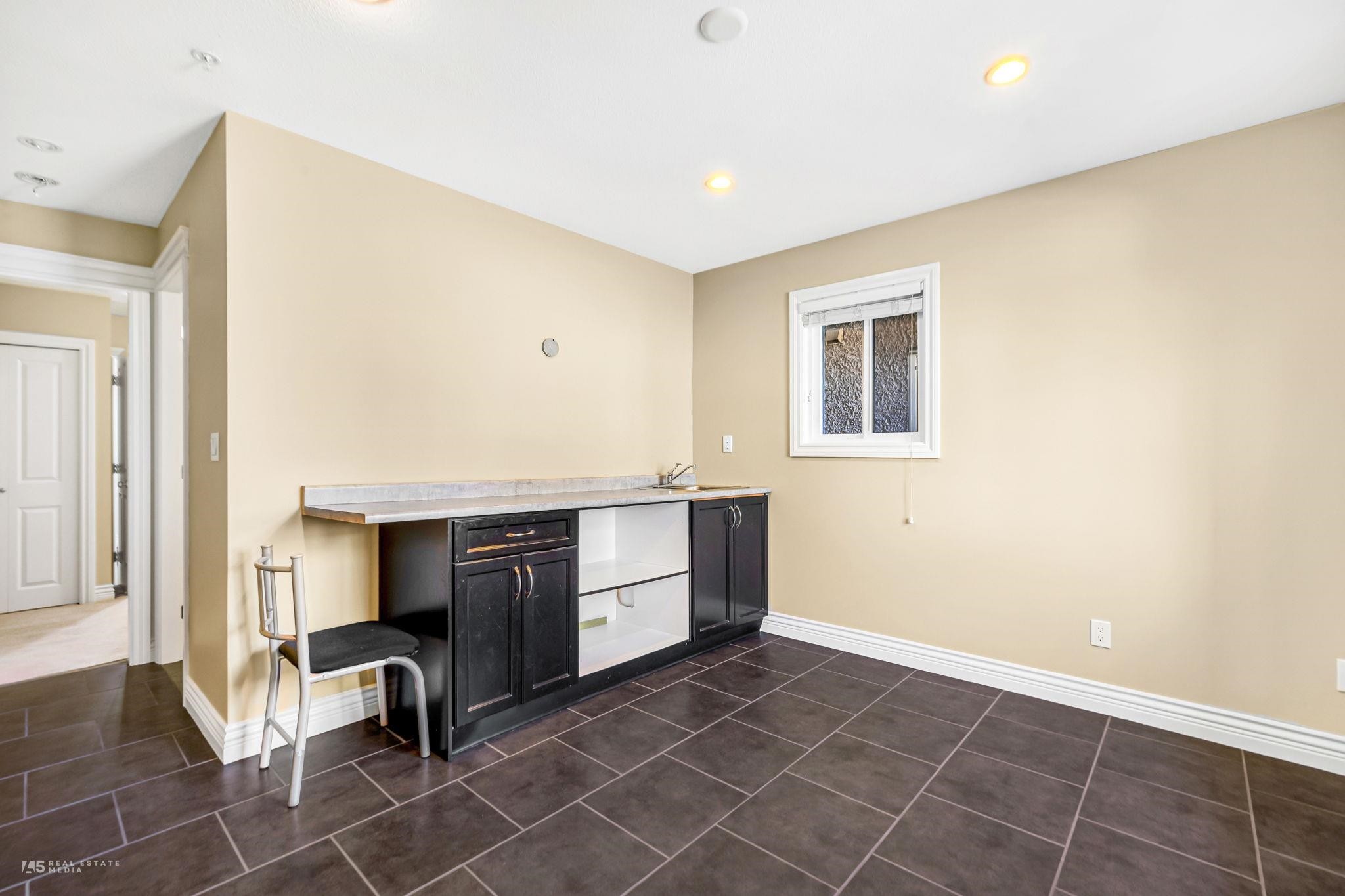 295 63Rd Avenue W, Vancouver, BC