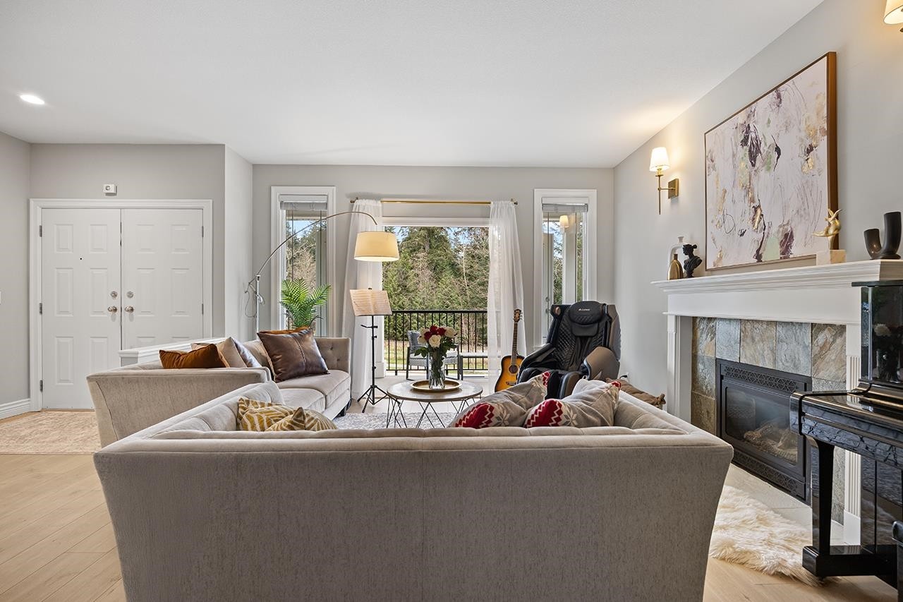 3376 Plateau Boulevard, Coquitlam, BC