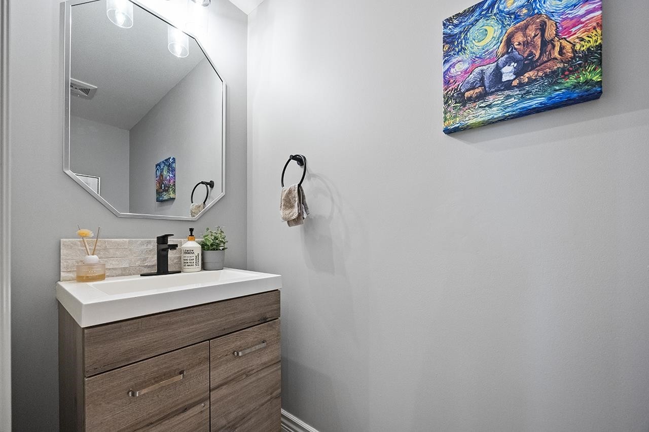 3376 Plateau Boulevard, Coquitlam, BC