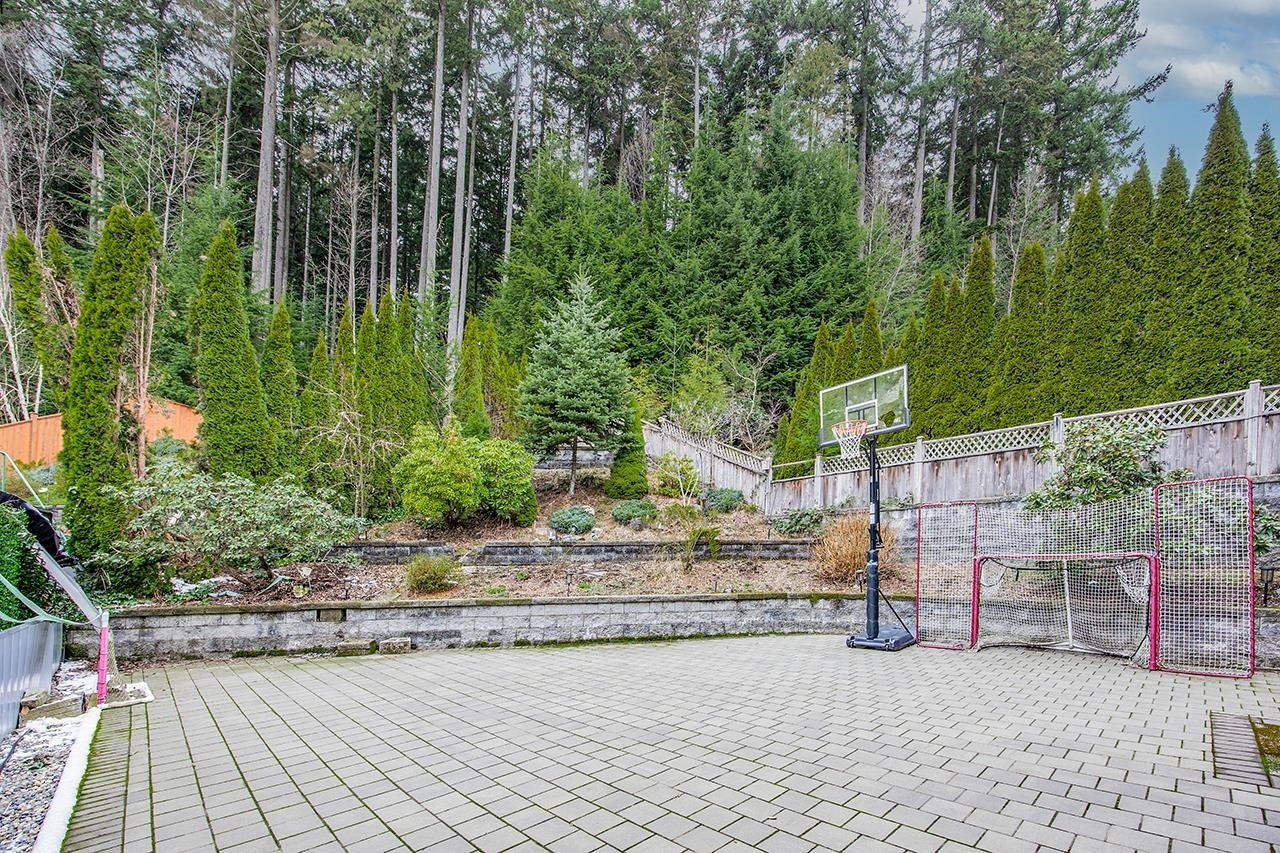 3376 Plateau Boulevard, Coquitlam, BC