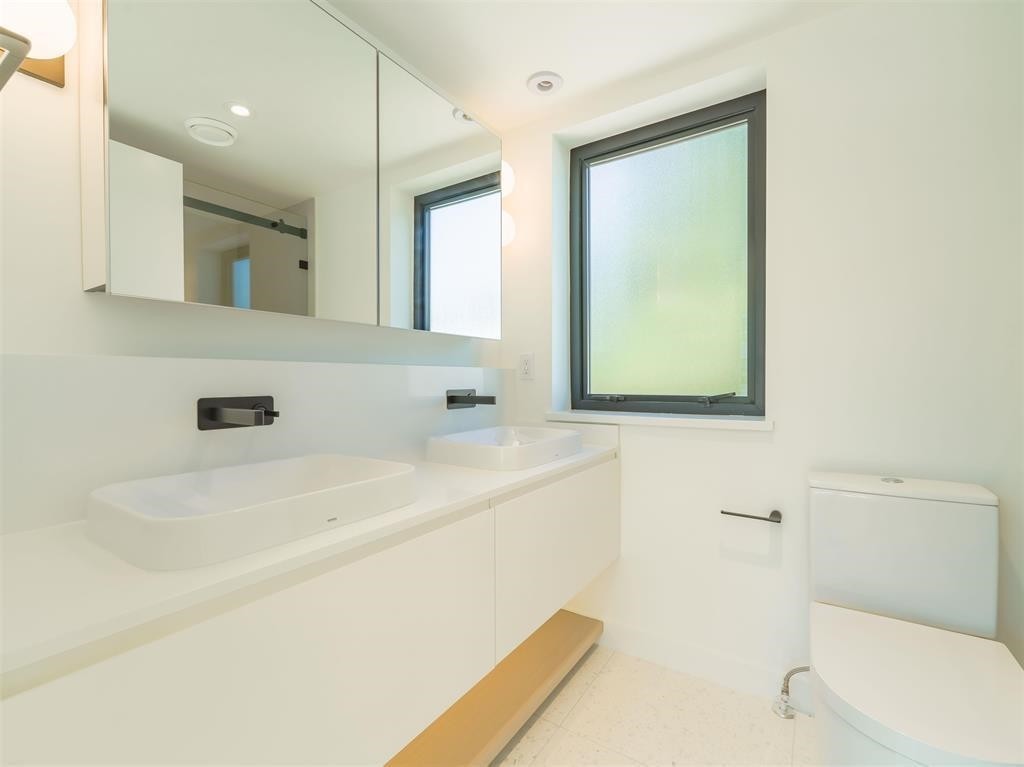 51-550 28Th Avenue W, Vancouver, BC
