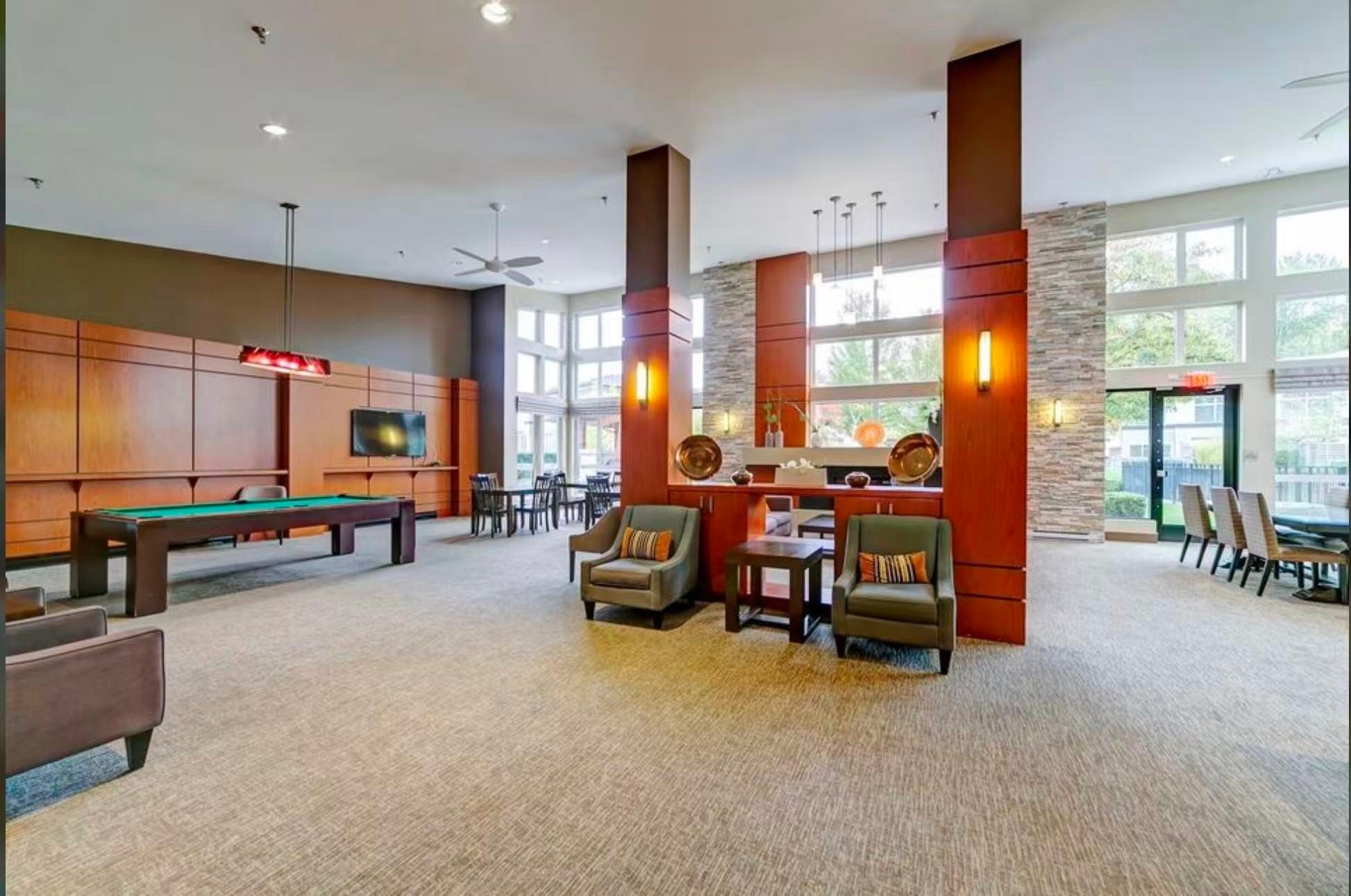 2501-3100 Windsor Gate, Coquitlam, BC