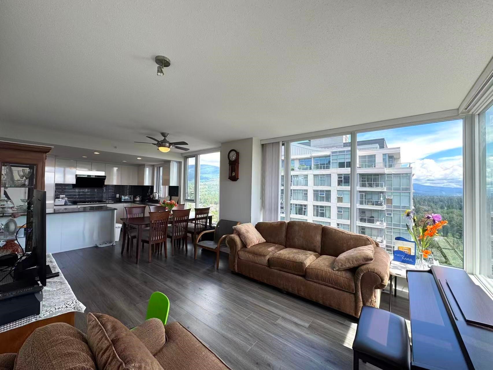 2501-3100 Windsor Gate, Coquitlam, BC
