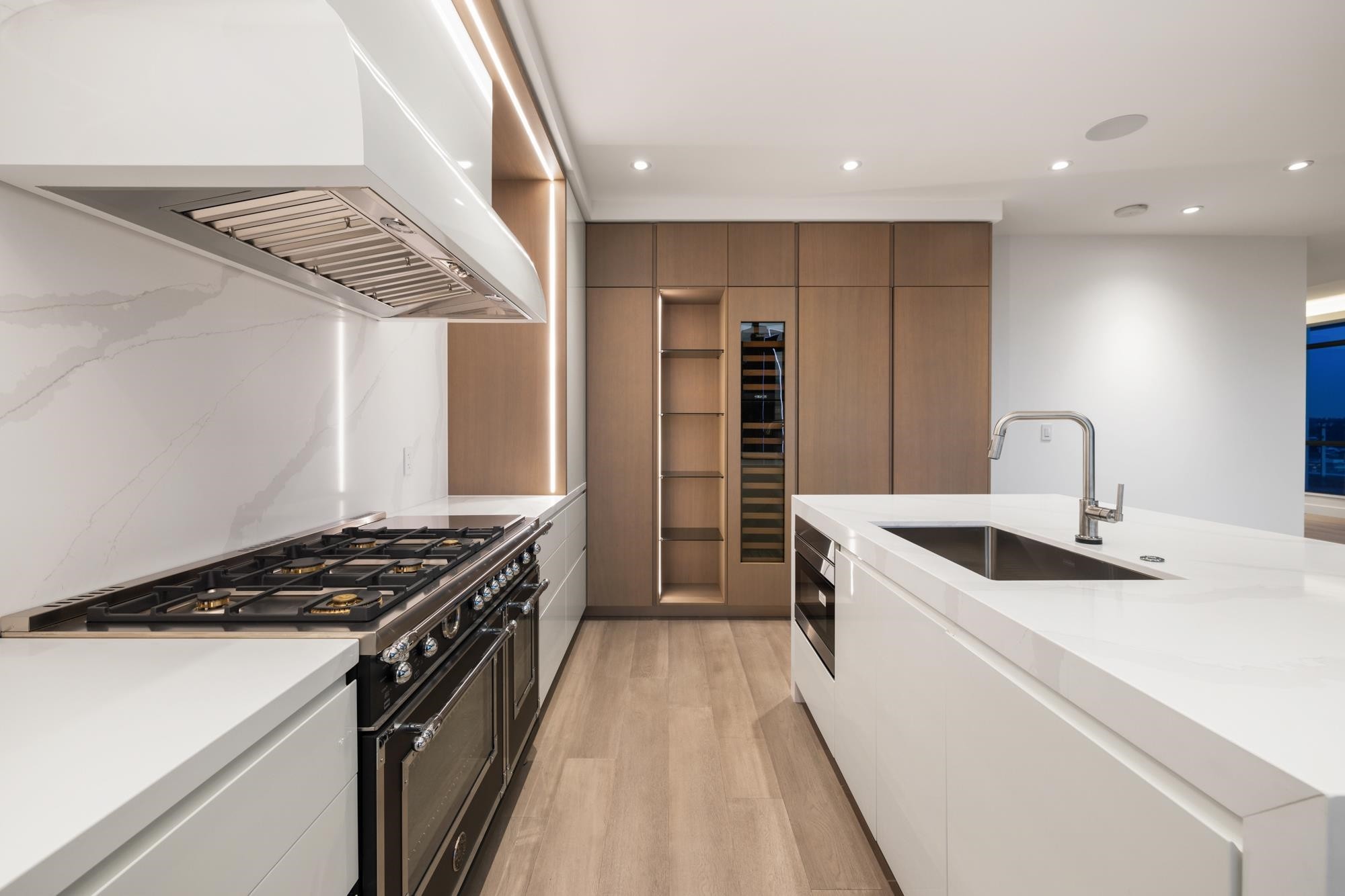 2202-4488 Juneau Street, Burnaby, BC
