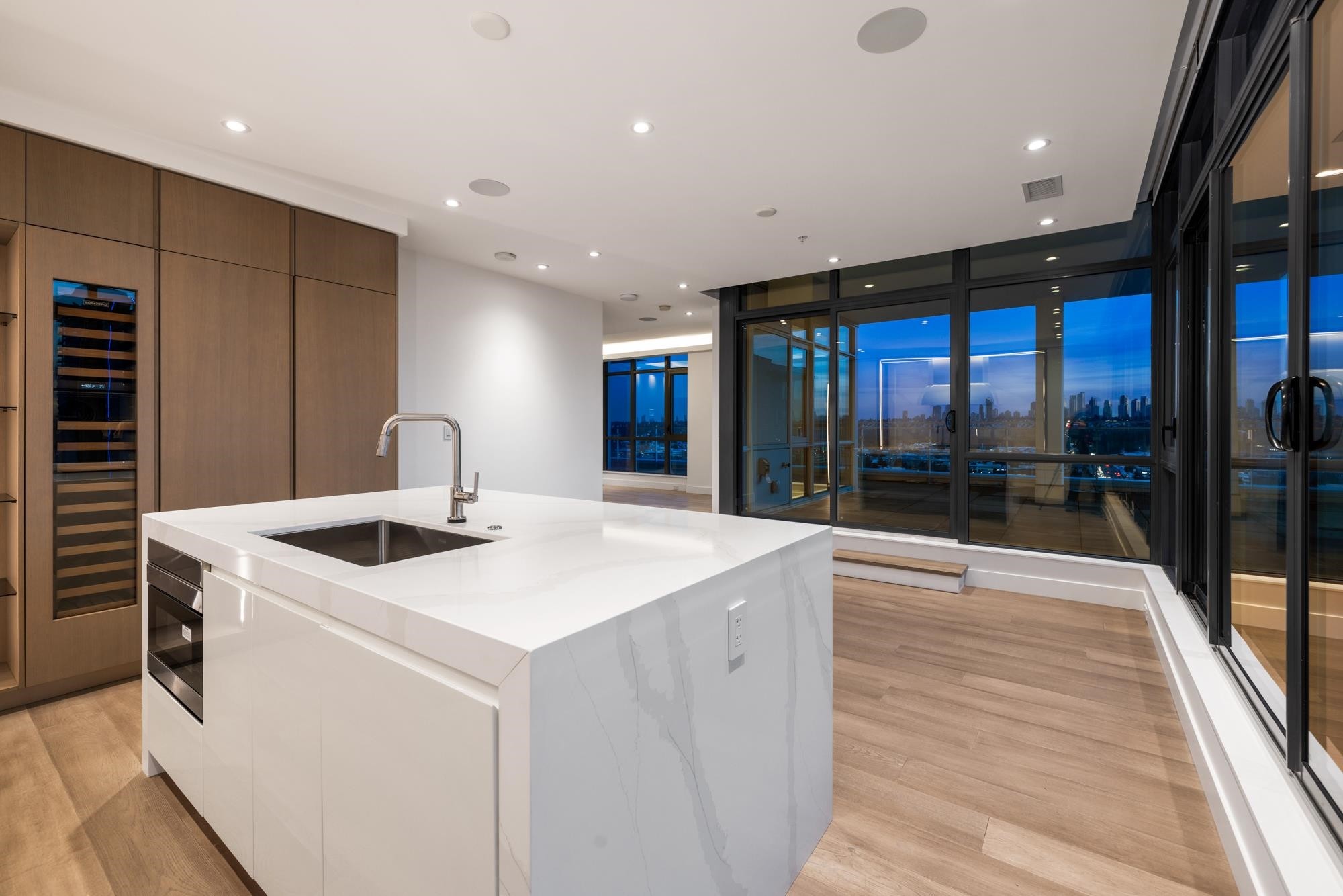 2202-4488 Juneau Street, Burnaby, BC