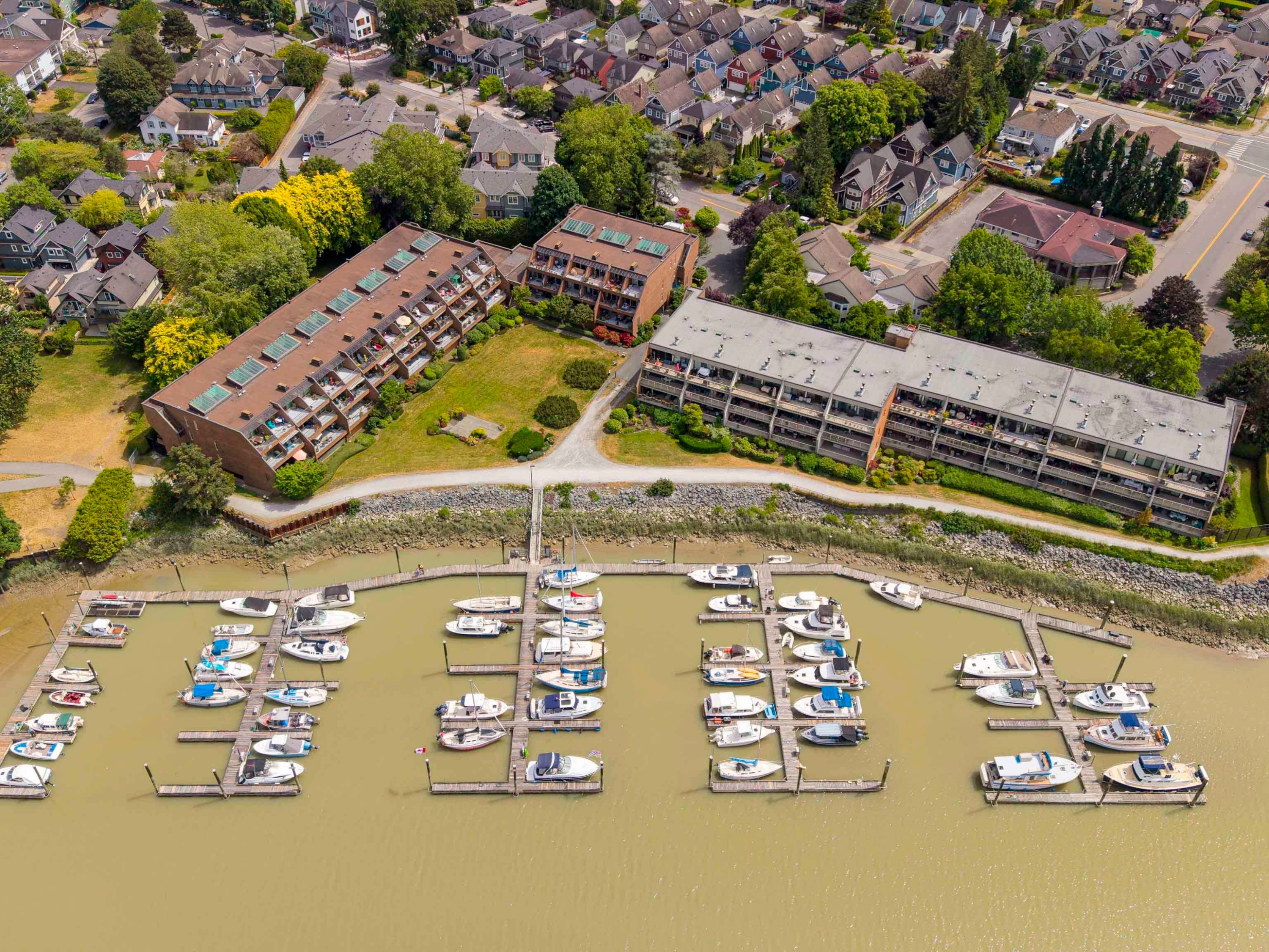 105-4815 48 Avenue, Delta, BC