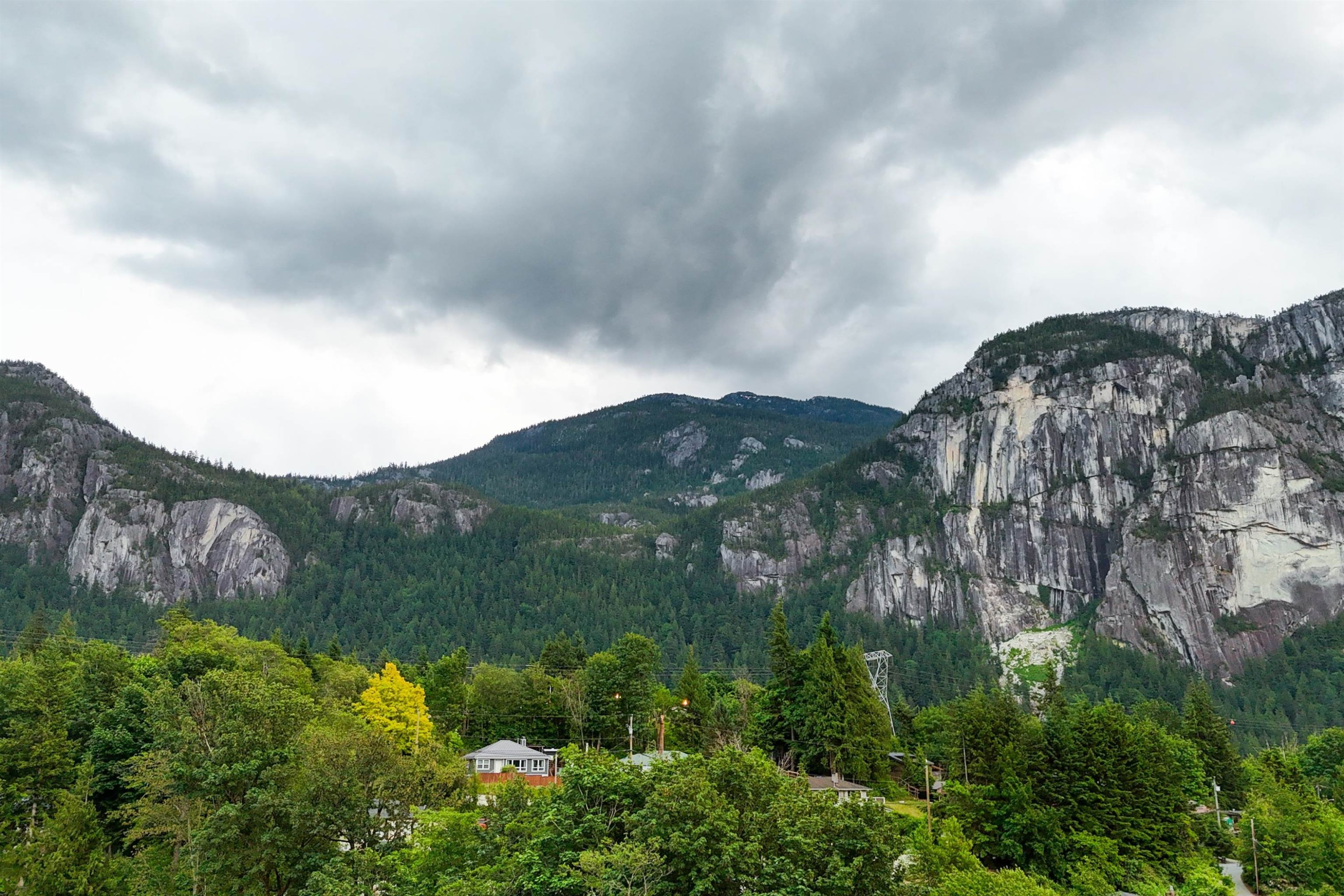 207-1500 Scott Crescent, Squamish, BC