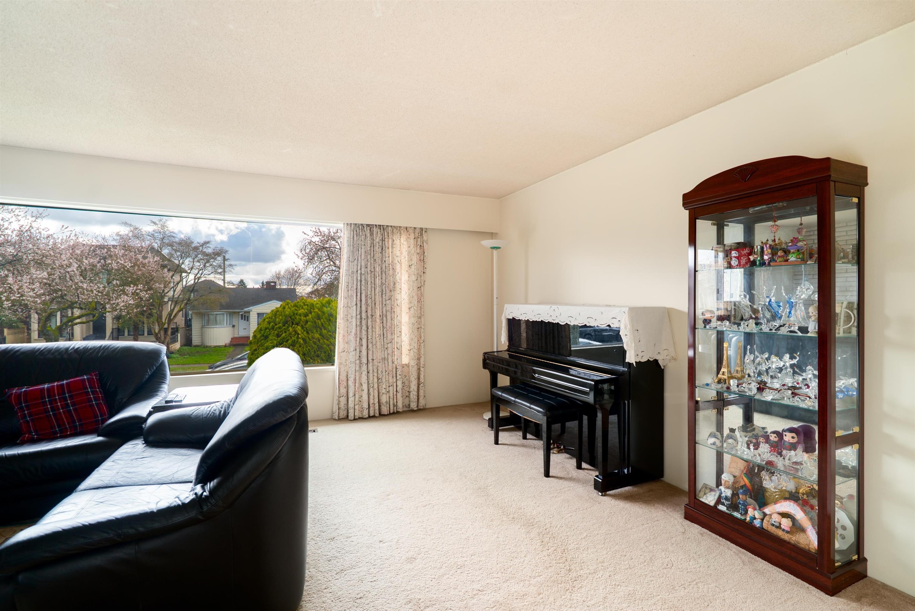 437 55Th Avenue E, Vancouver, BC