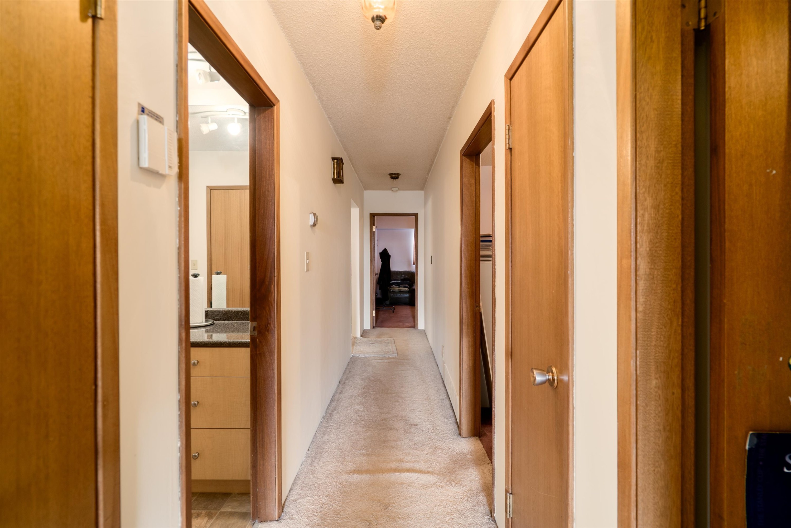 437 55Th Avenue E, Vancouver, BC