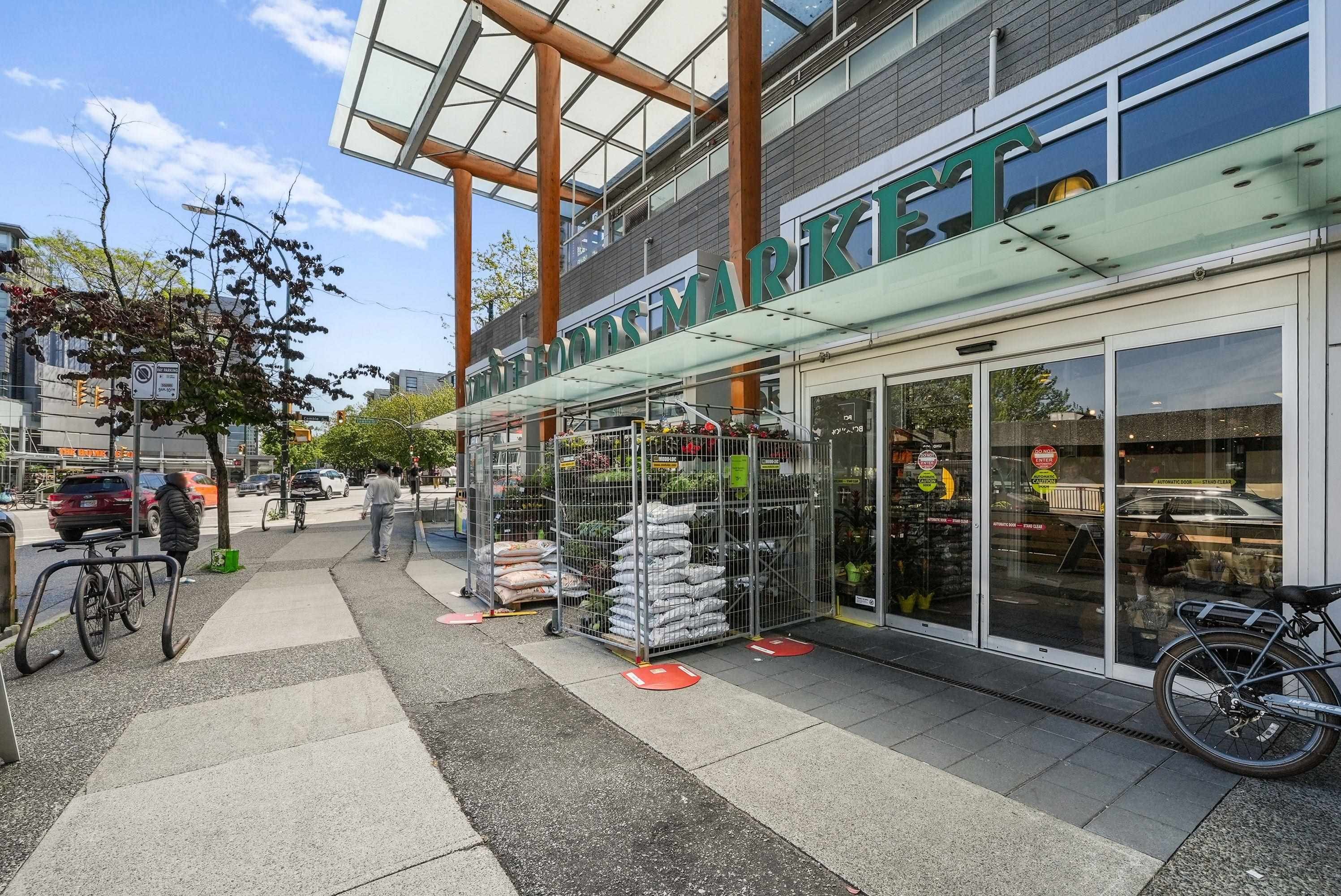 154-168 11Th Avenue W, Vancouver, BC