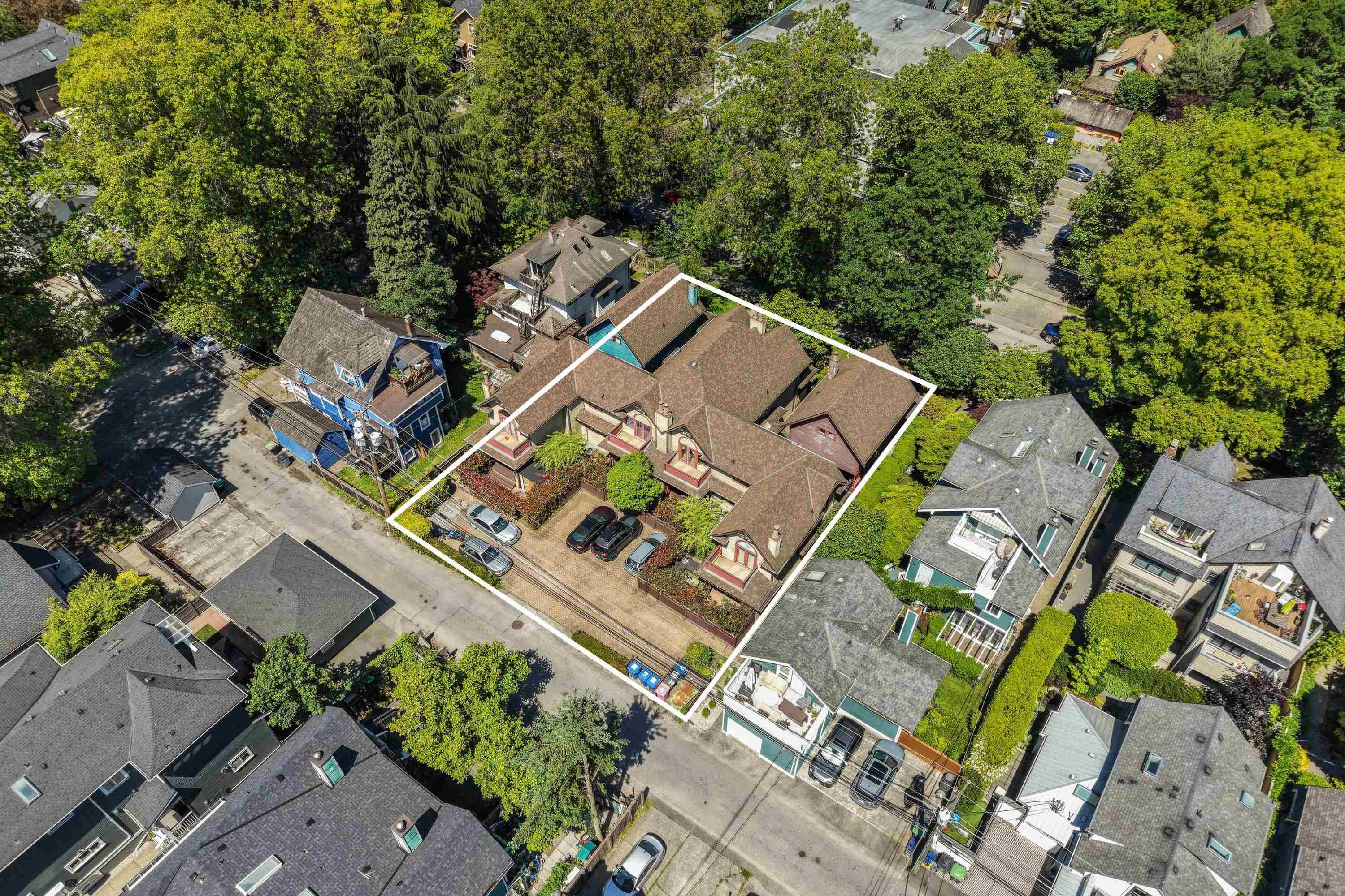 154-168 11Th Avenue W, Vancouver, BC