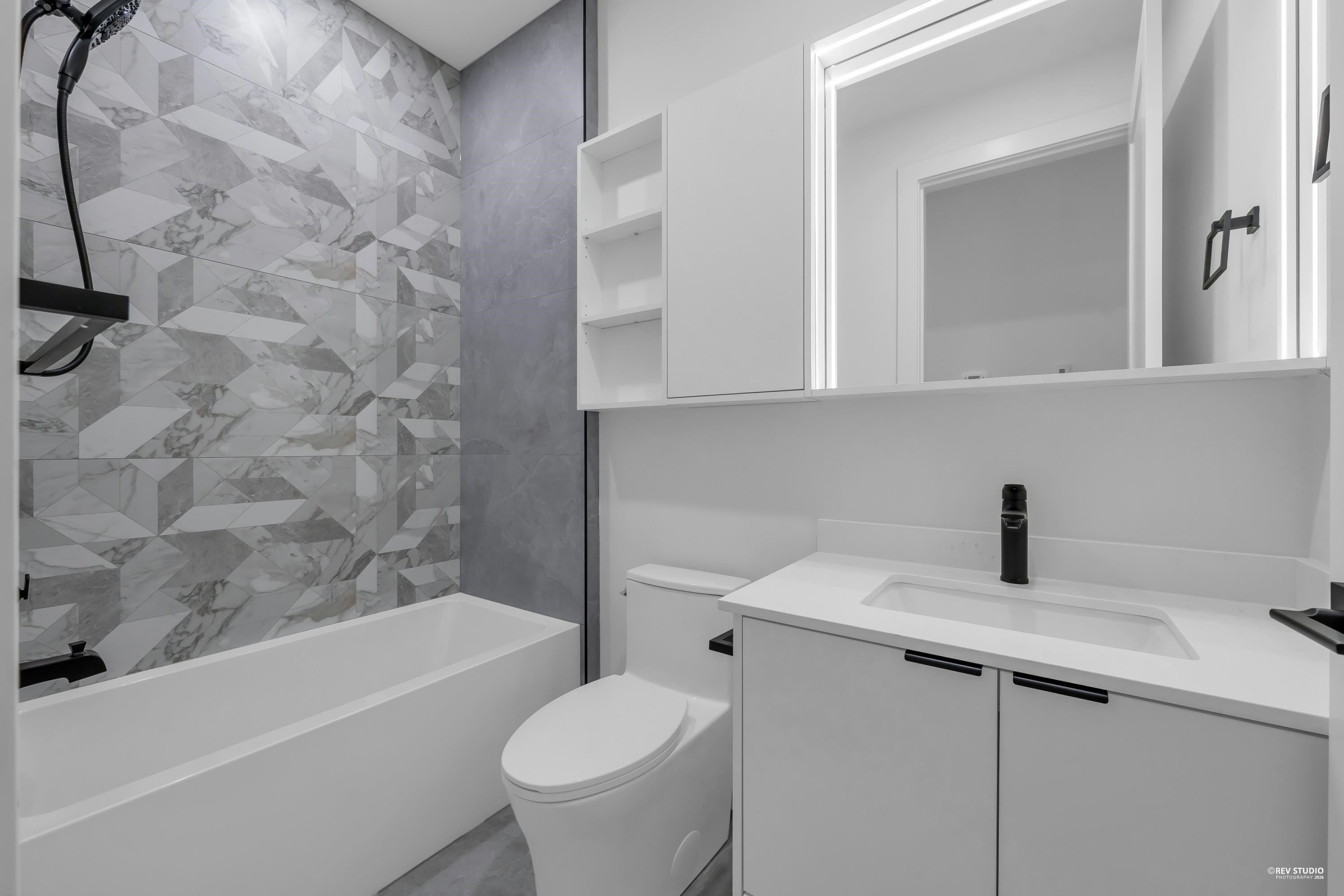 2713 Cheyenne Avenue, Vancouver, BC