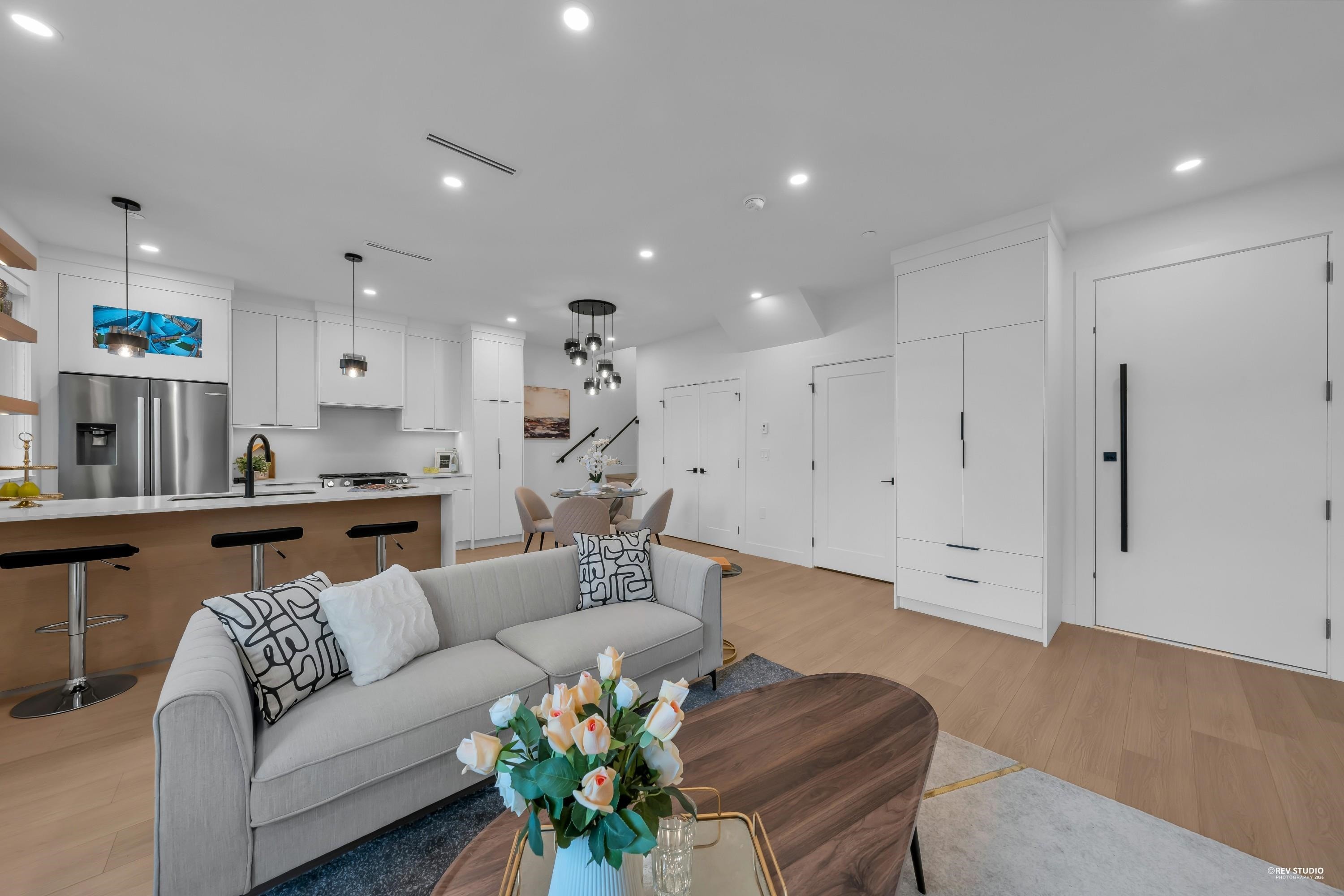 2713 Cheyenne Avenue, Vancouver, BC