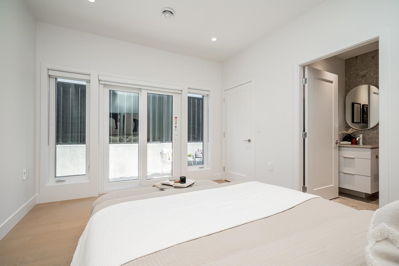 2877 Cambridge Street, Vancouver, BC