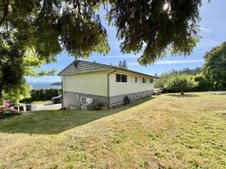 5439 Mason Road Sechelt, BC V0N 3A8