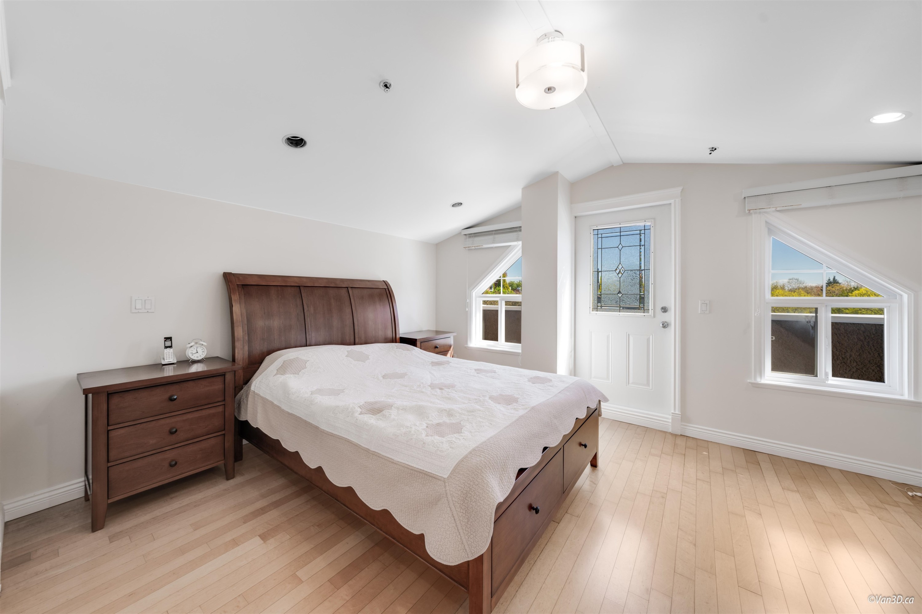 7531 Oak Street, Vancouver, BC - Indoor Photo Showing Bedroom