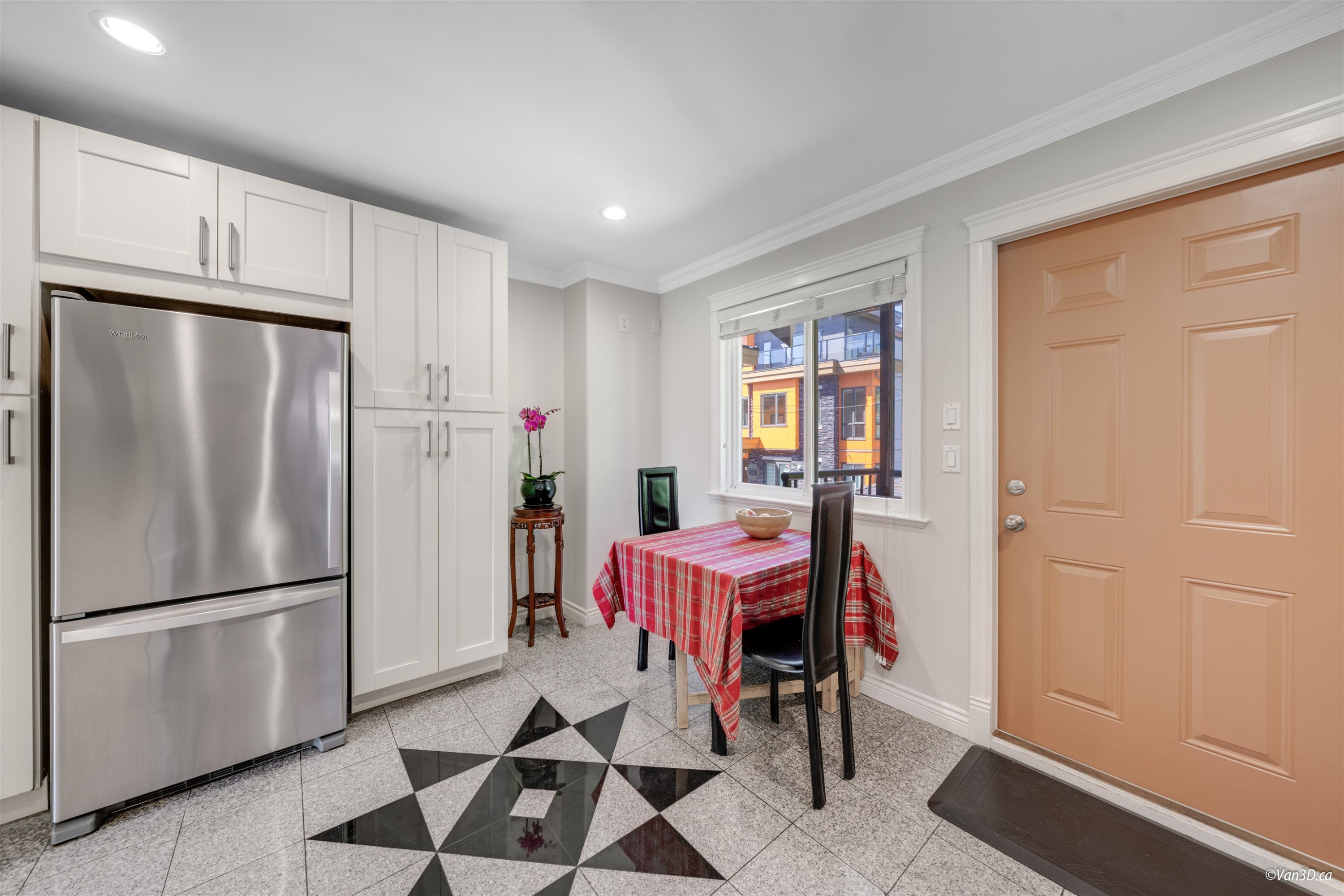 7531 Oak Street, Vancouver, BC - Indoor