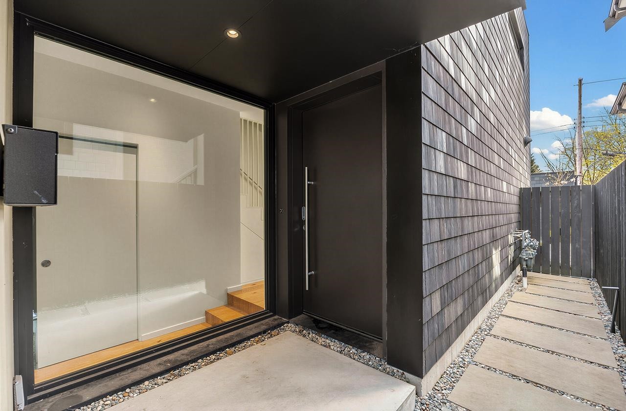 2180 13Th Avenue E, Vancouver, BC