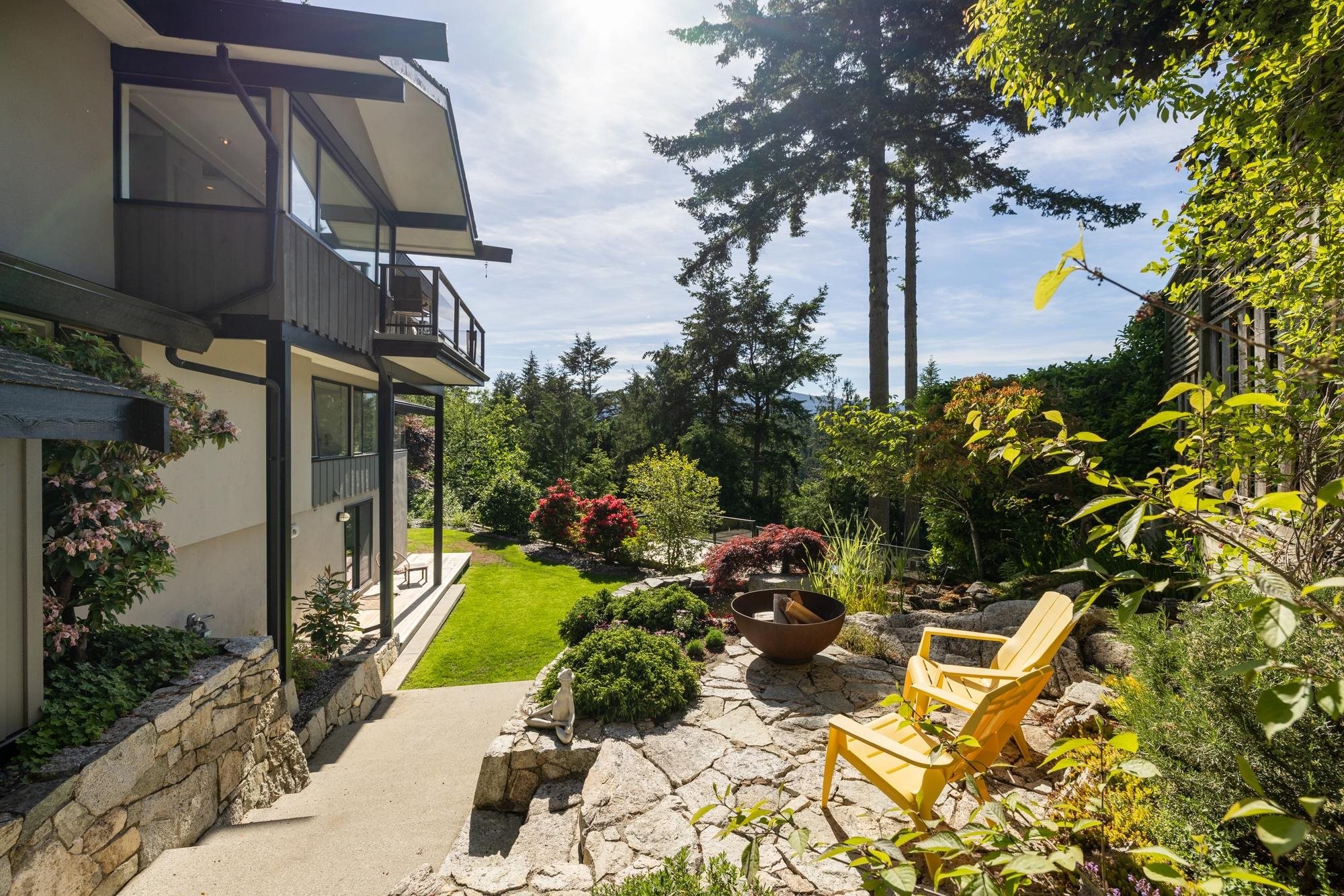 6485 Madrona Crescent, West Vancouver, BC
