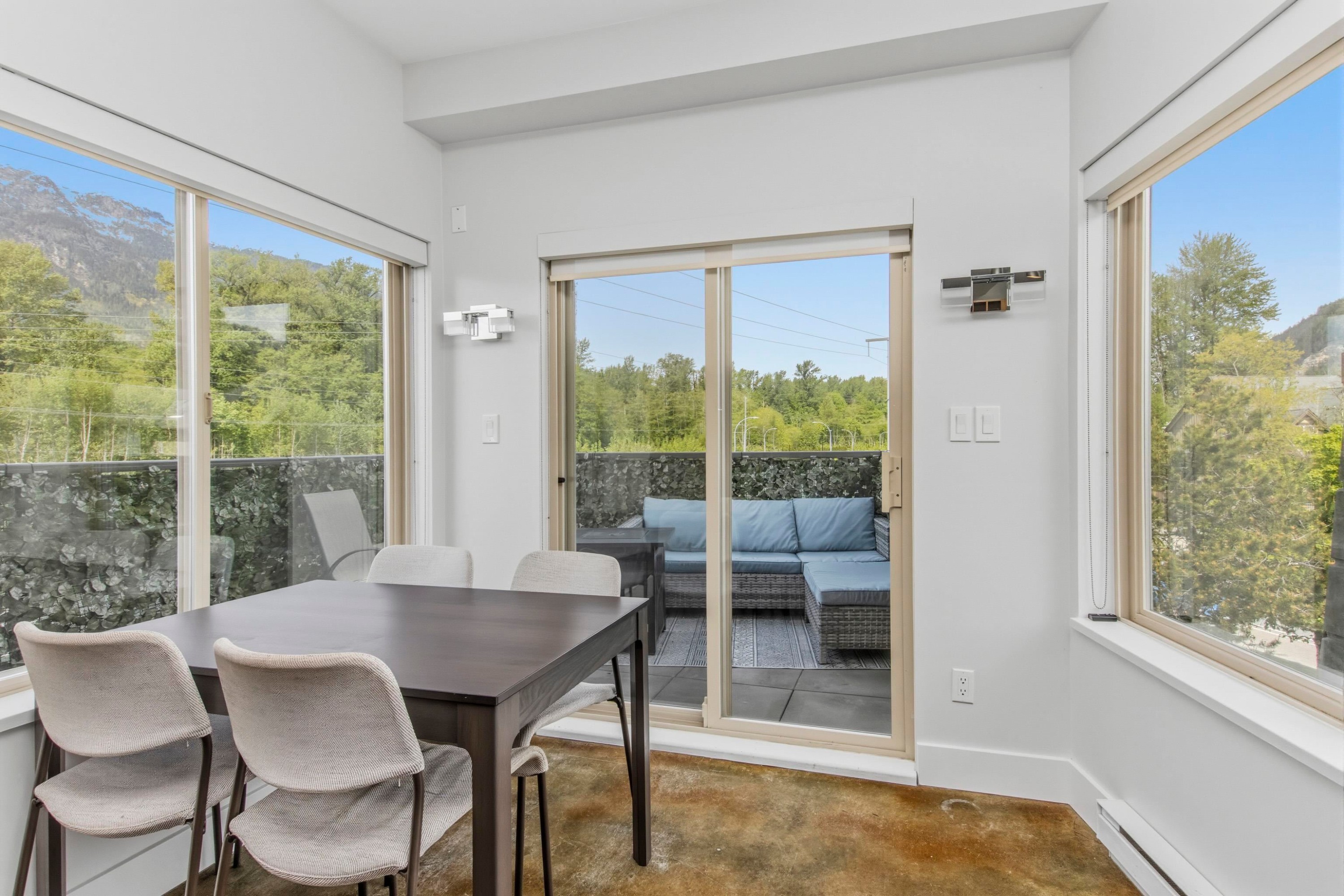 2-40775 Tantalus Road, Squamish, BC