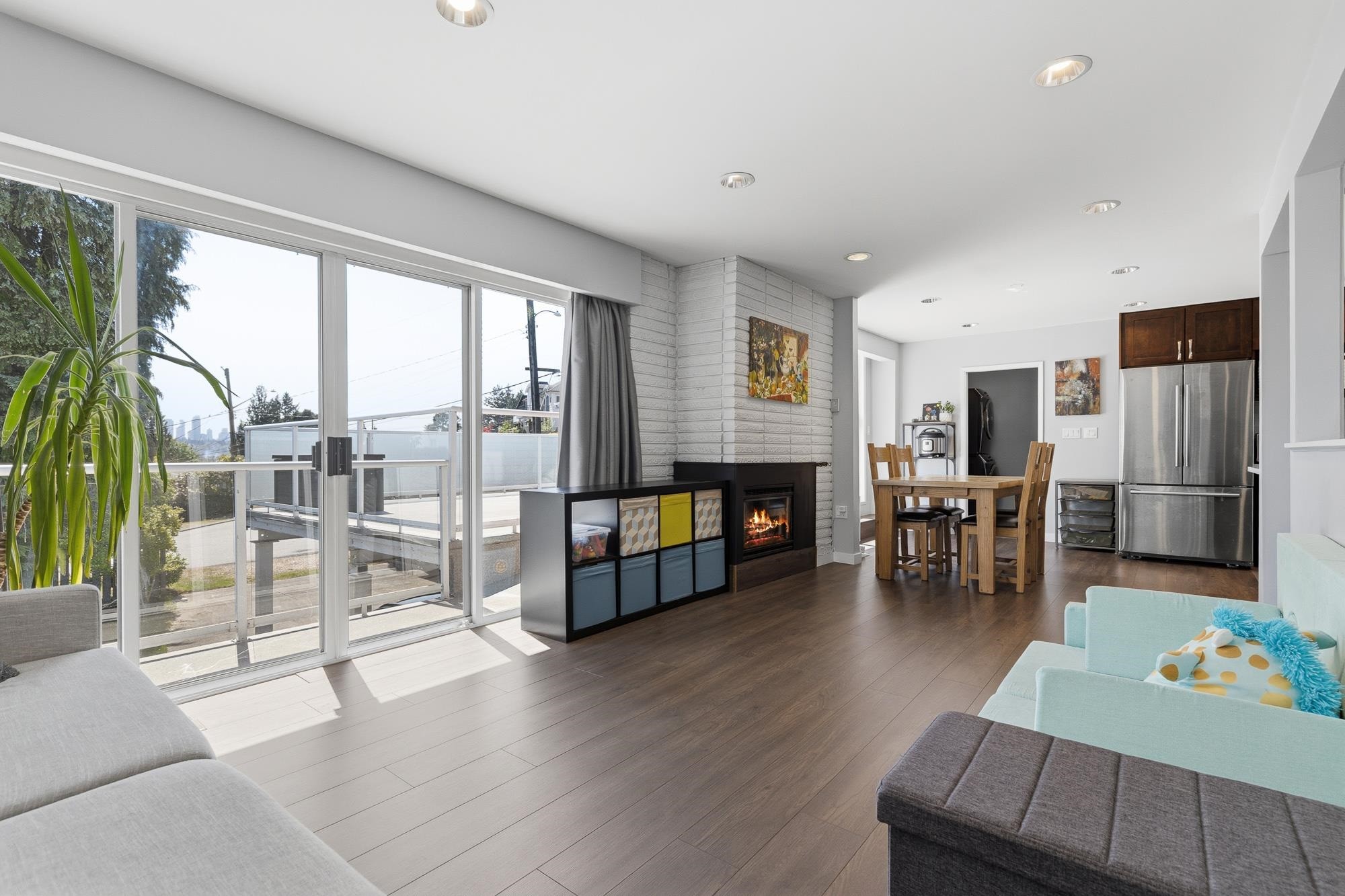 2190 Hillside Avenue, Coquitlam, BC