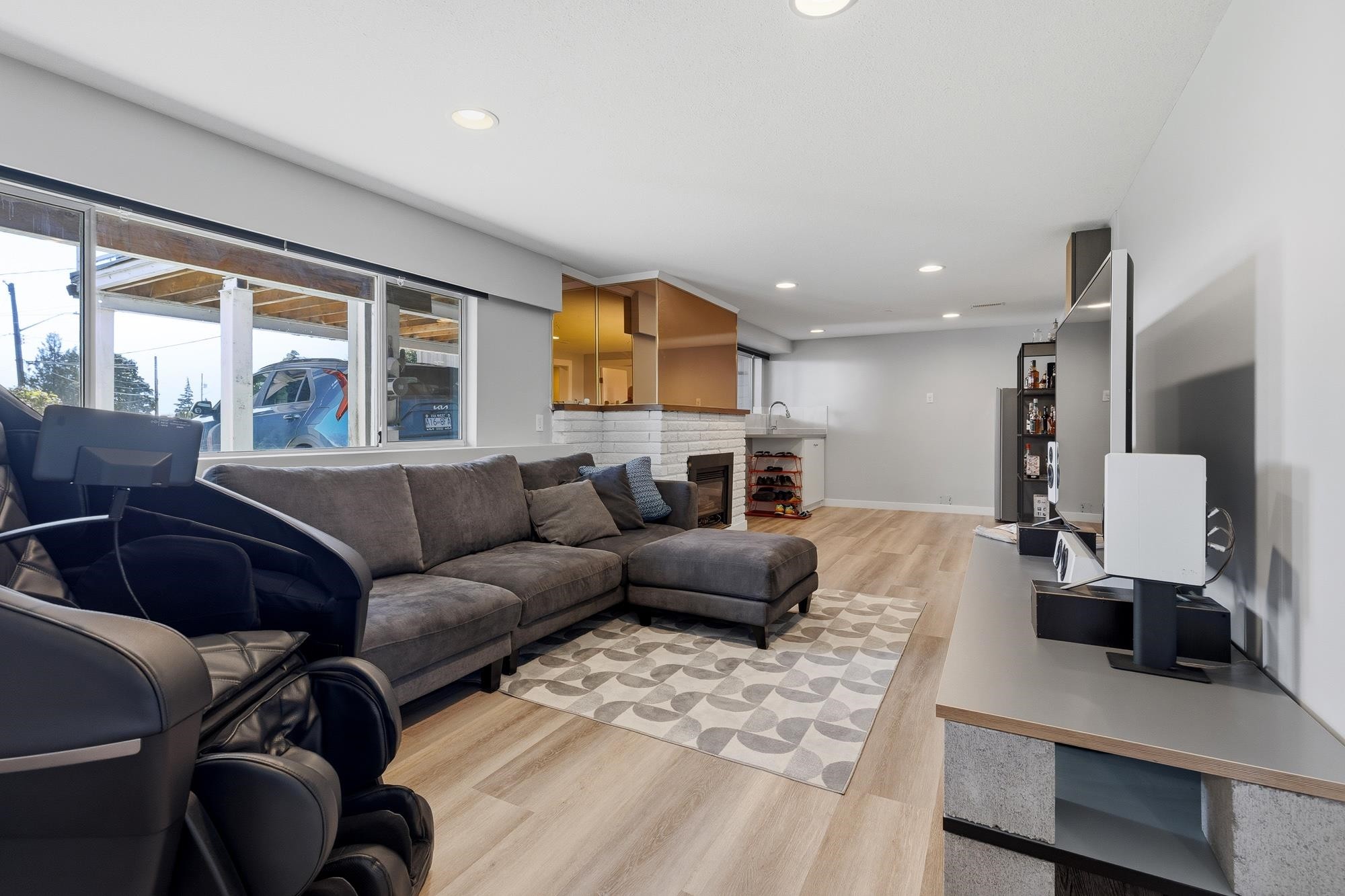 2190 Hillside Avenue, Coquitlam, BC
