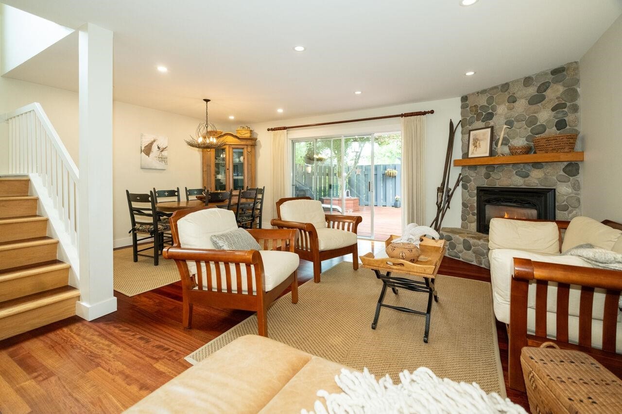 4689 Hoskins Road, North Vancouver, BC