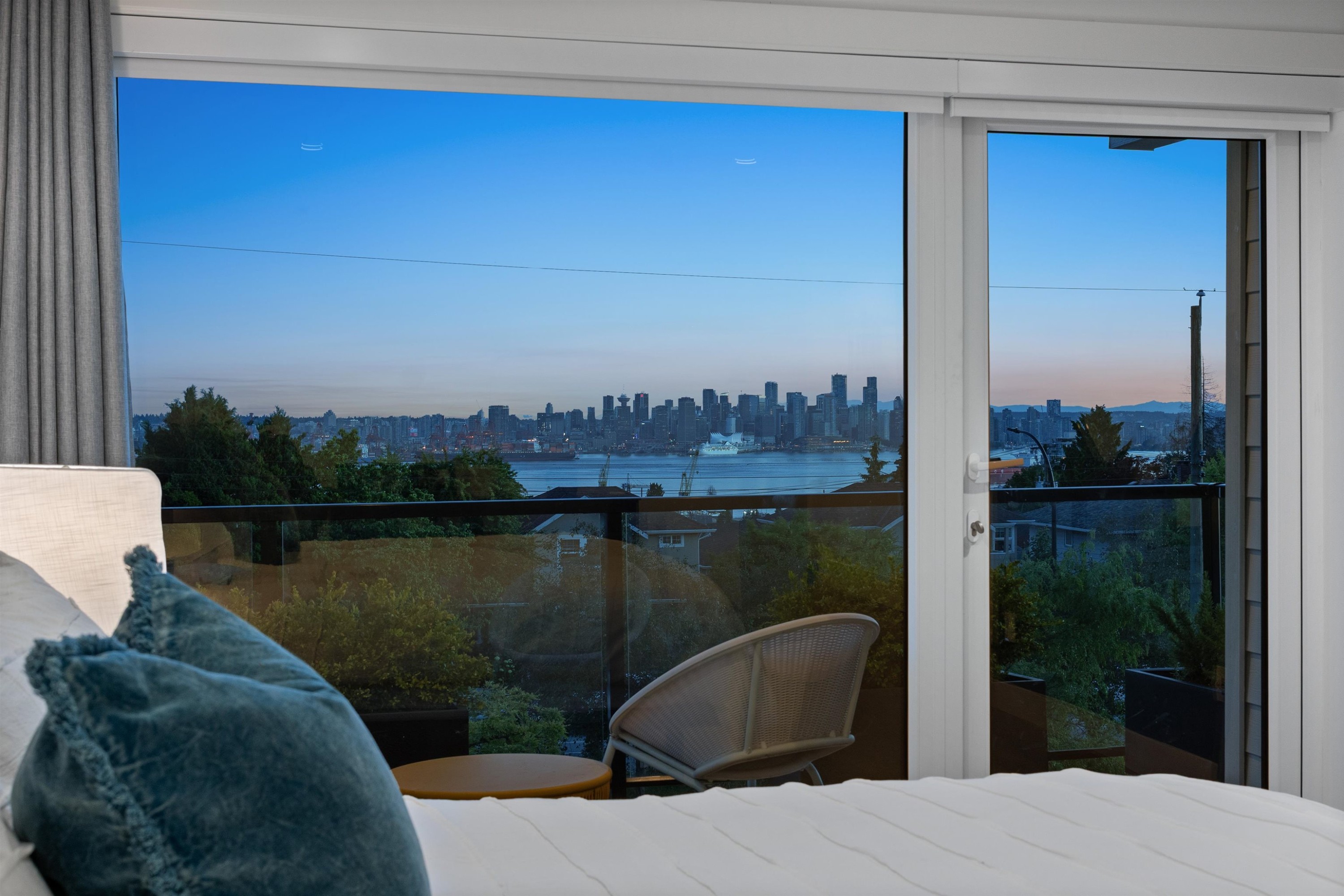 336 Keith Road E, North Vancouver, BC