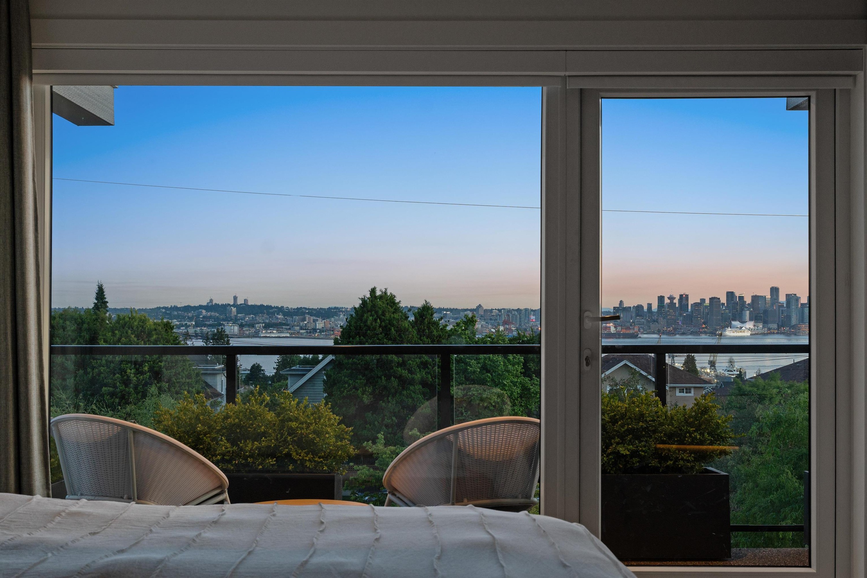 336 Keith Road E, North Vancouver, BC