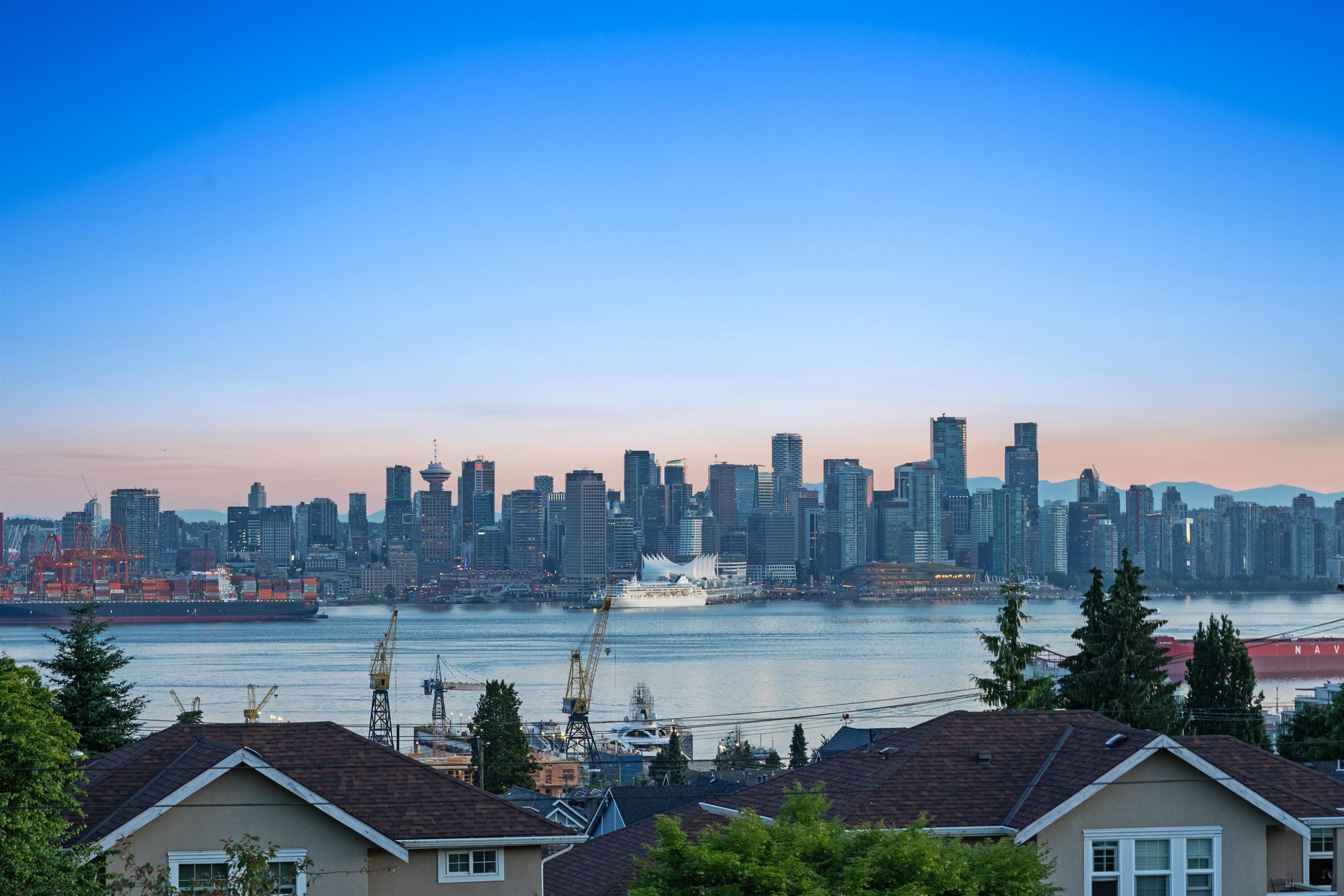 336 Keith Road E, North Vancouver, BC