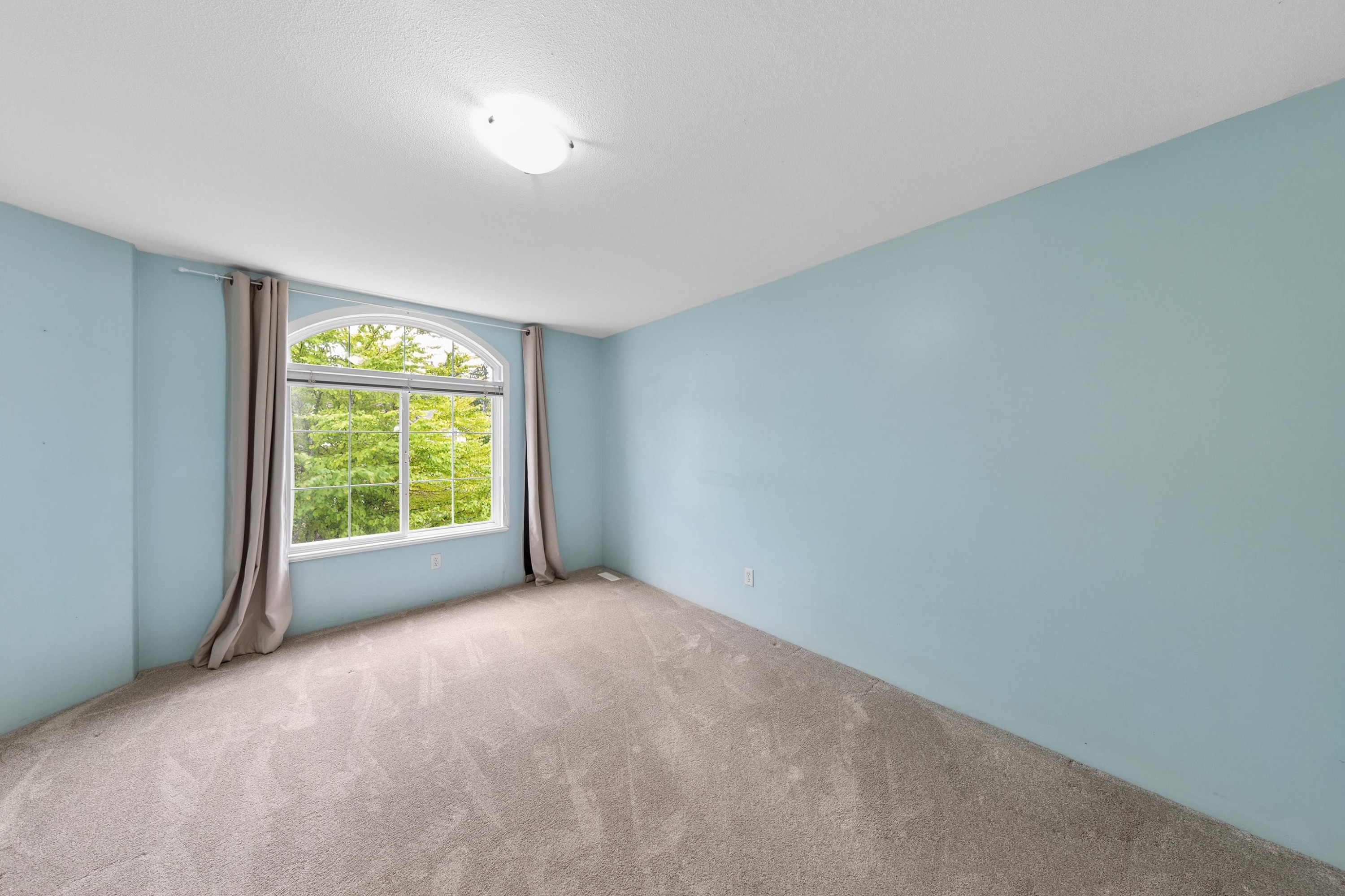 122 Chestnut Court, Port Moody, BC