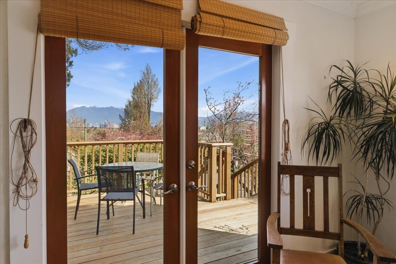 706 24Th Avenue W, Vancouver, BC