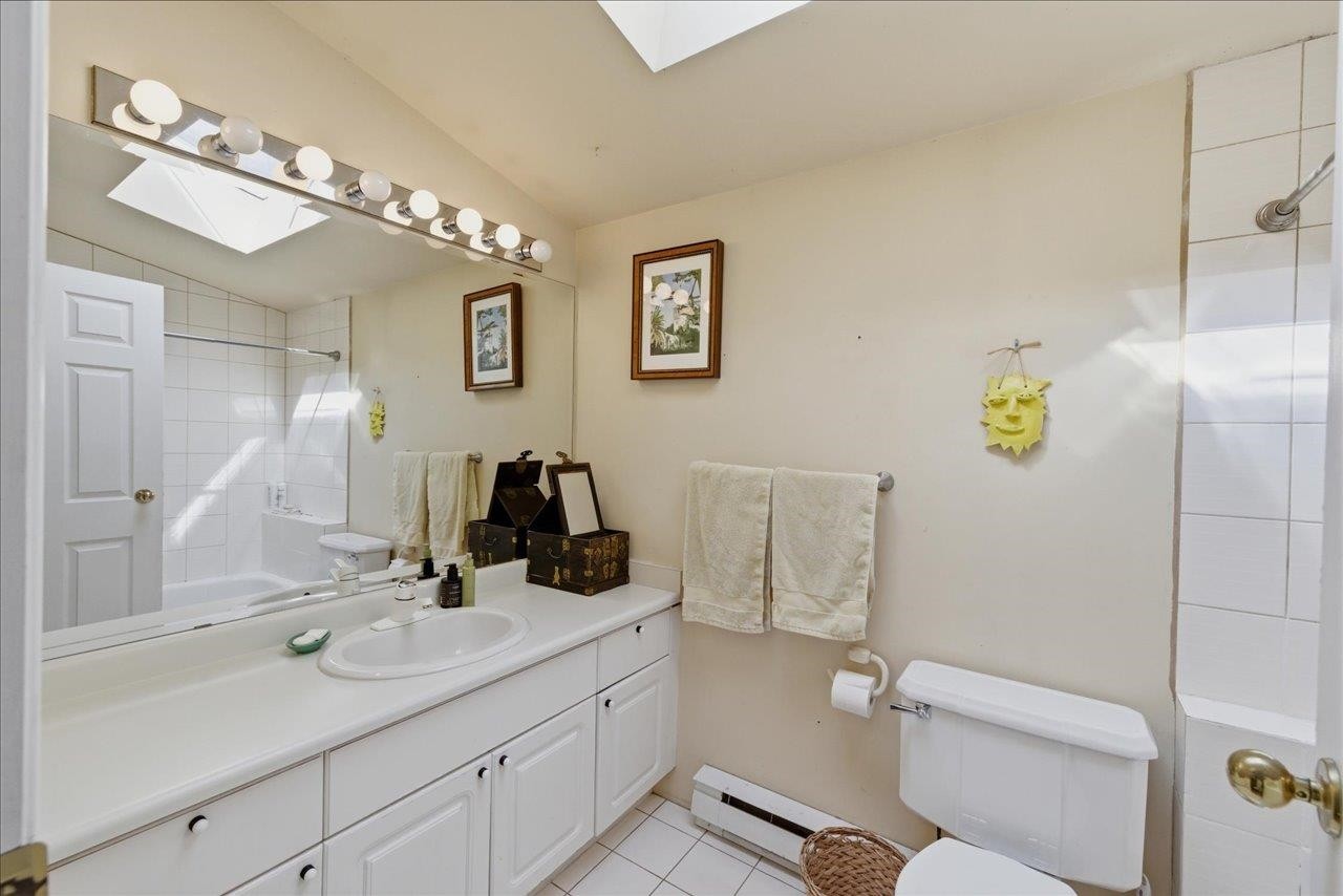 706 24Th Avenue W, Vancouver, BC