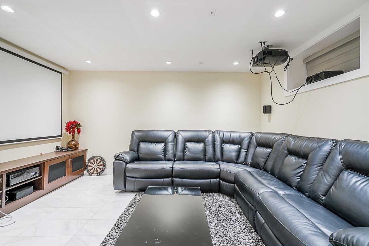 1838 49Th Avenue E, Vancouver, BC - Indoor