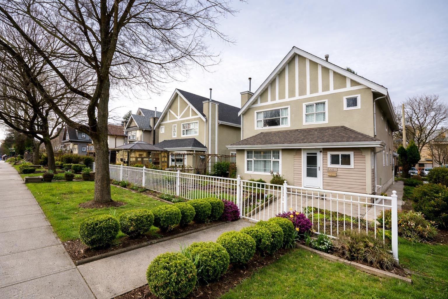 1407 12Th Avenue E, Vancouver, BC