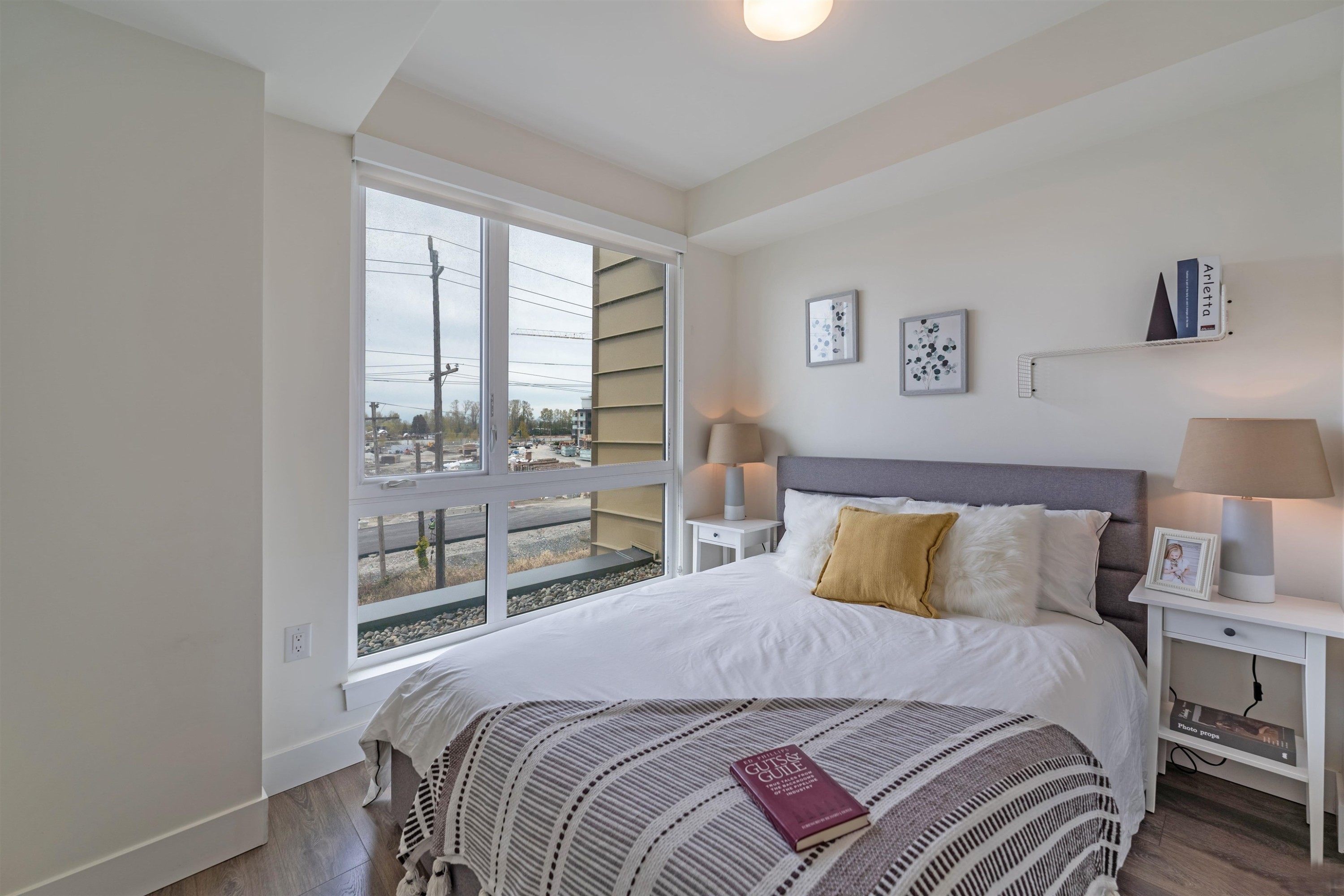 1-8599 River District Crossing, Vancouver, BC