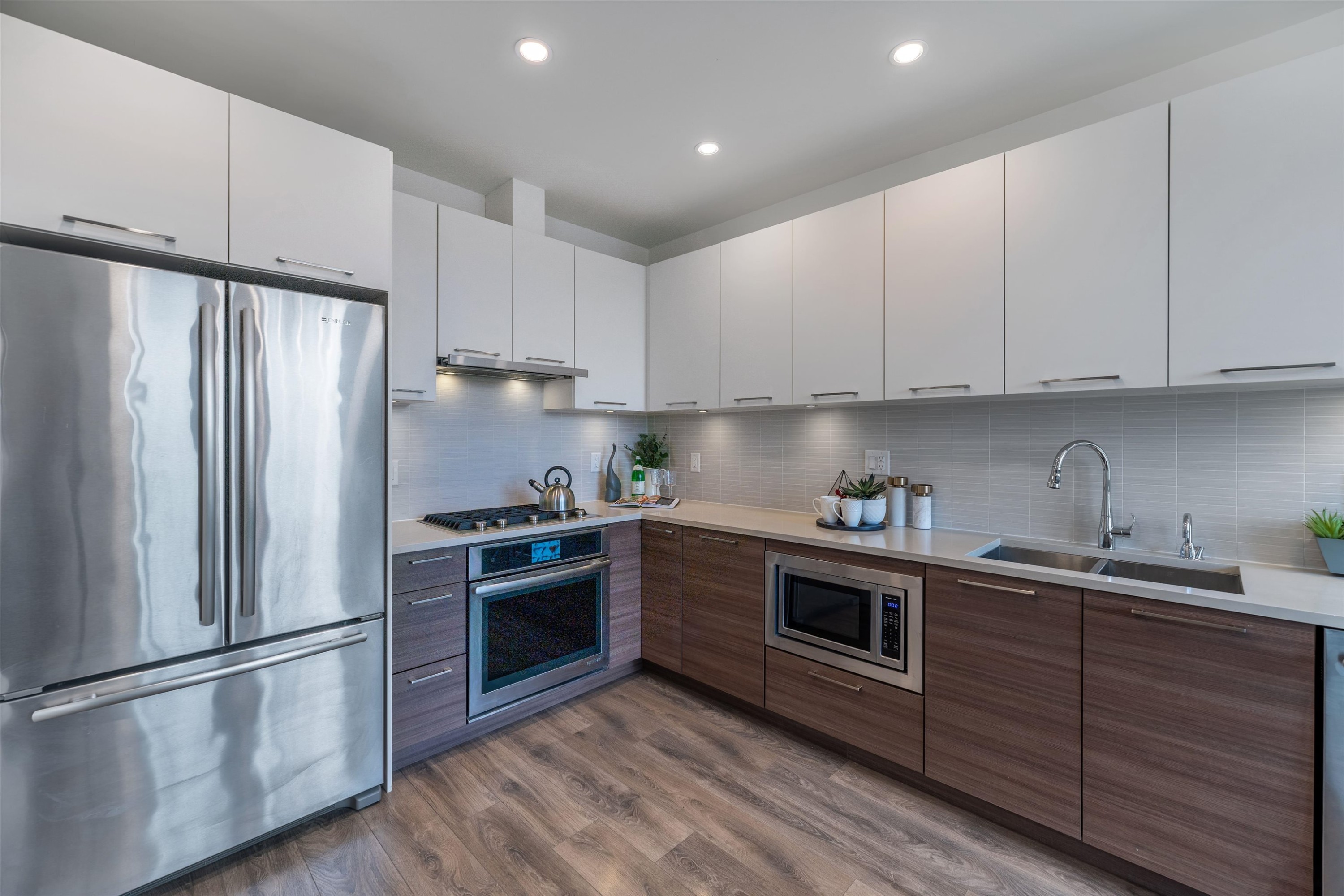 1-8599 River District Crossing, Vancouver, BC