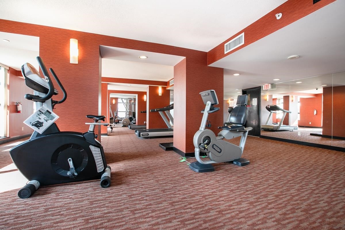 404-8120 Lansdowne Road, Richmond, BC