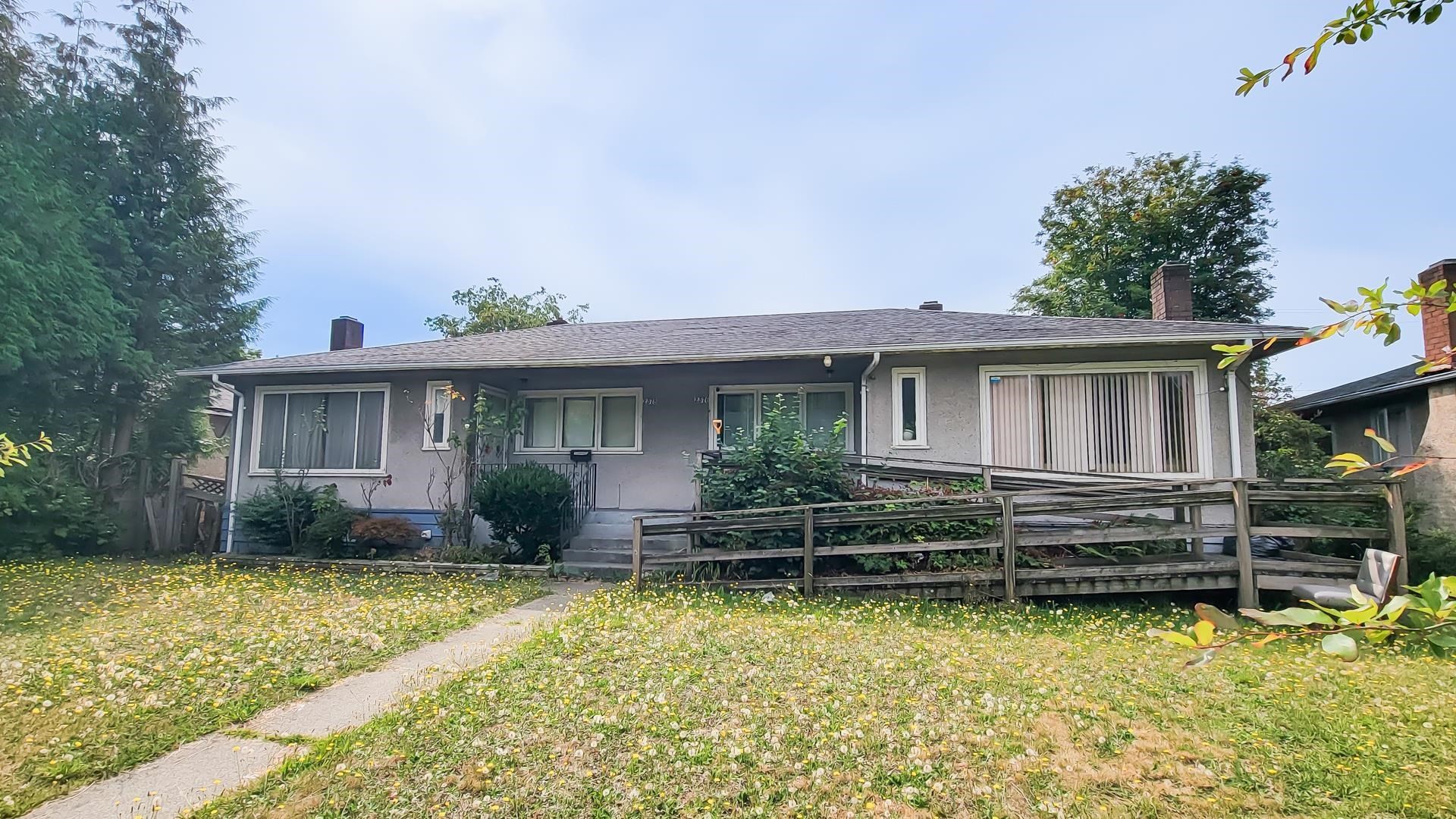 2578 Grandview Highway S, Vancouver, BC